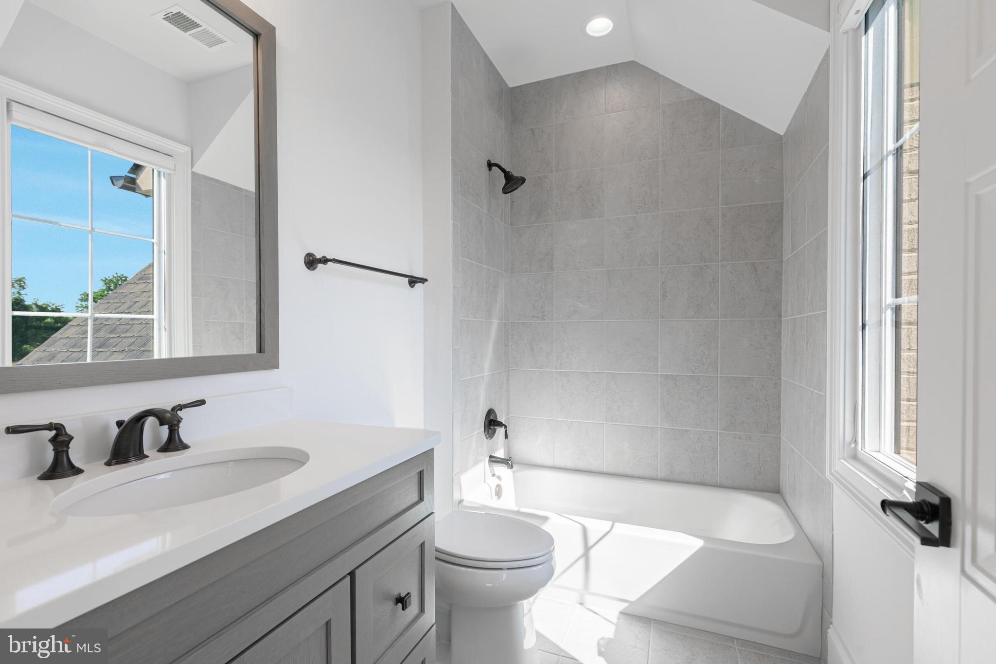 BANBURY CROSS RESERVE - Residential