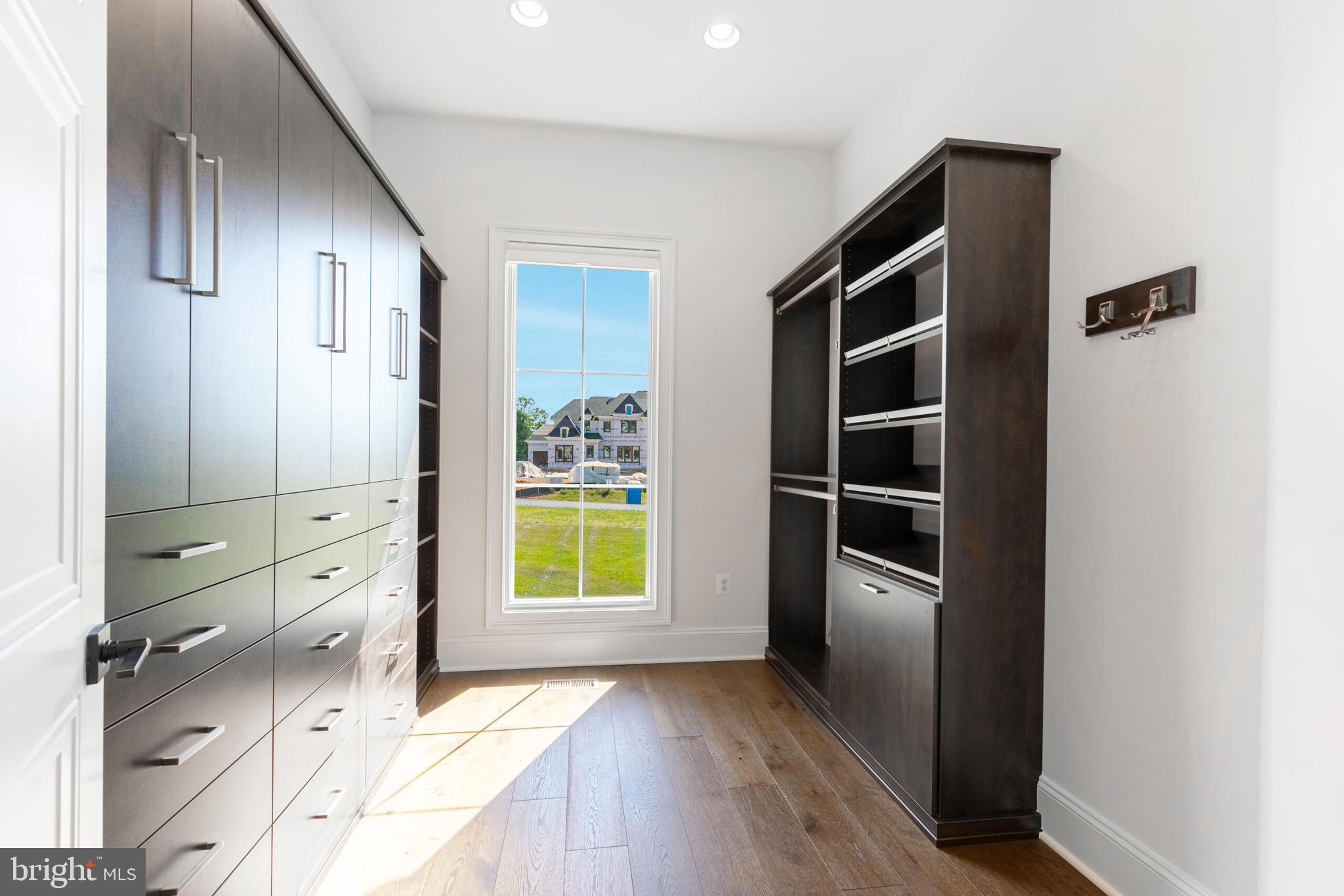 BANBURY CROSS RESERVE - Residential