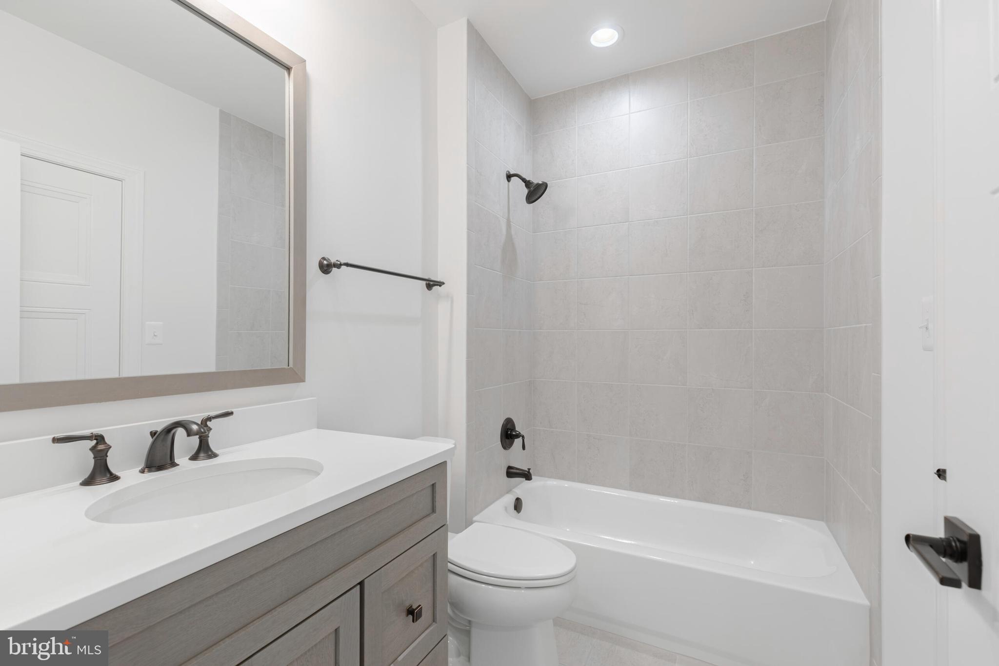 BANBURY CROSS RESERVE - Residential