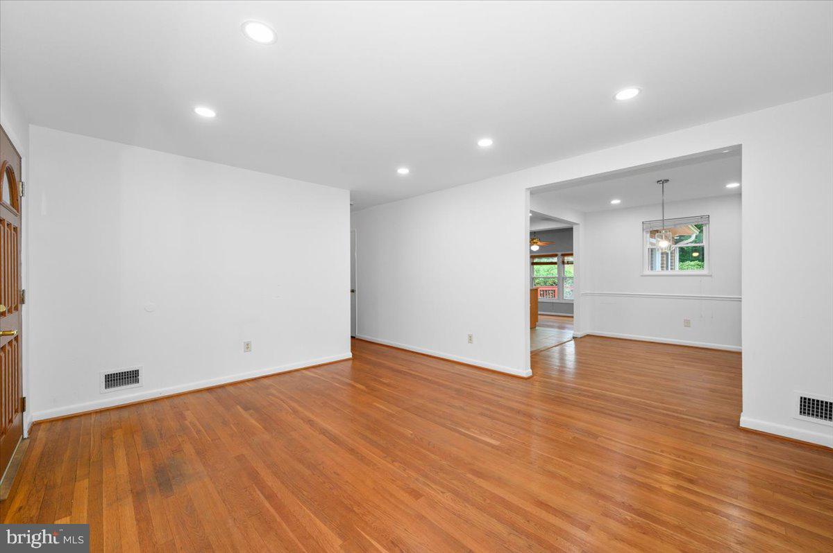 RANDOLPH HILLS - Residential