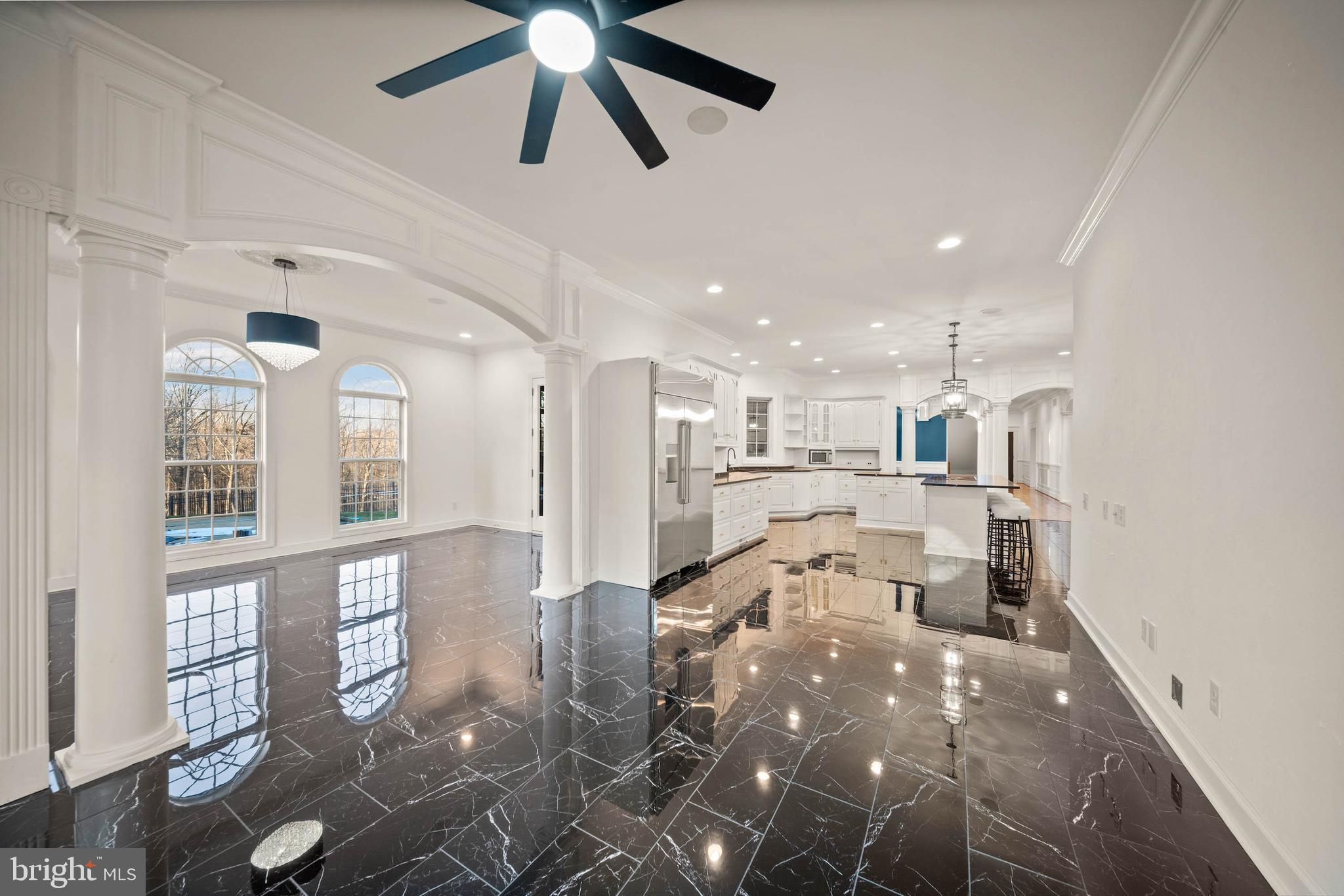 BROOKFIELD - Residential
