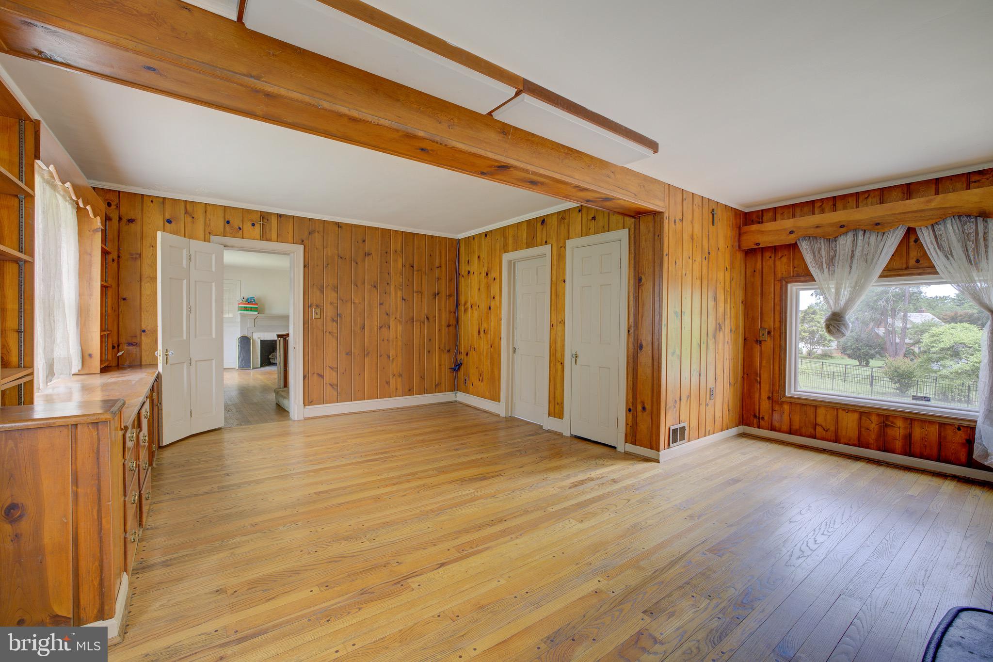 BRADLEY WOODS - Residential
