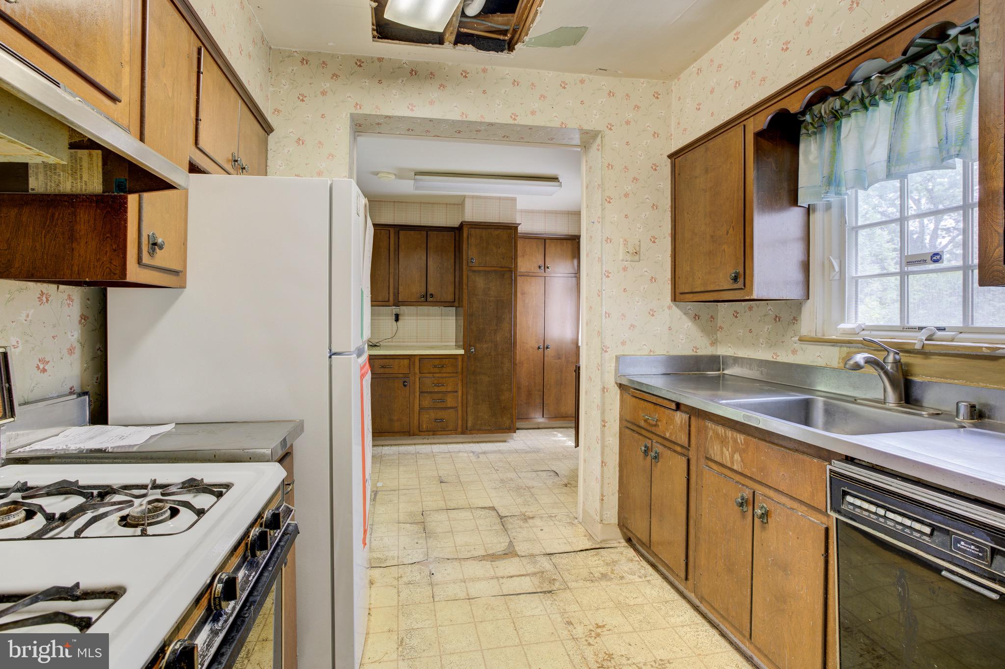 BRADLEY WOODS - Residential
