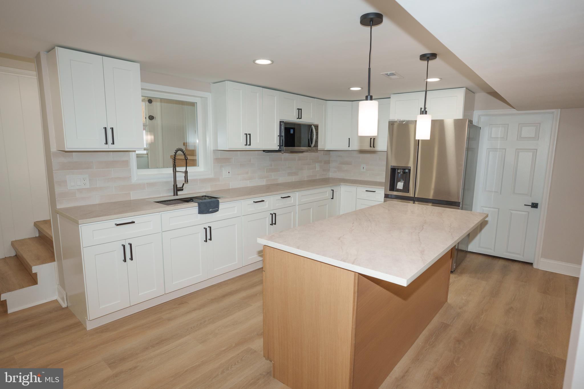 BIRMINGHAM ESTATES - Residential Lease