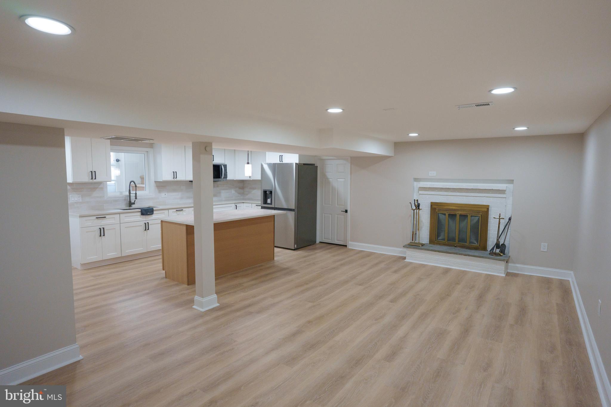 BIRMINGHAM ESTATES - Residential Lease