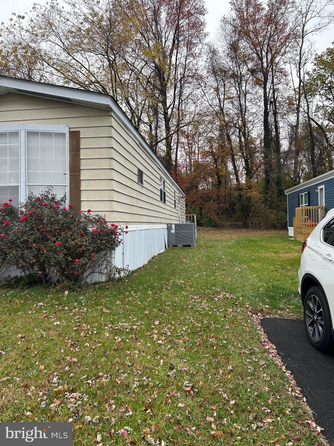 WOODBRIDGE CENTER - Residential