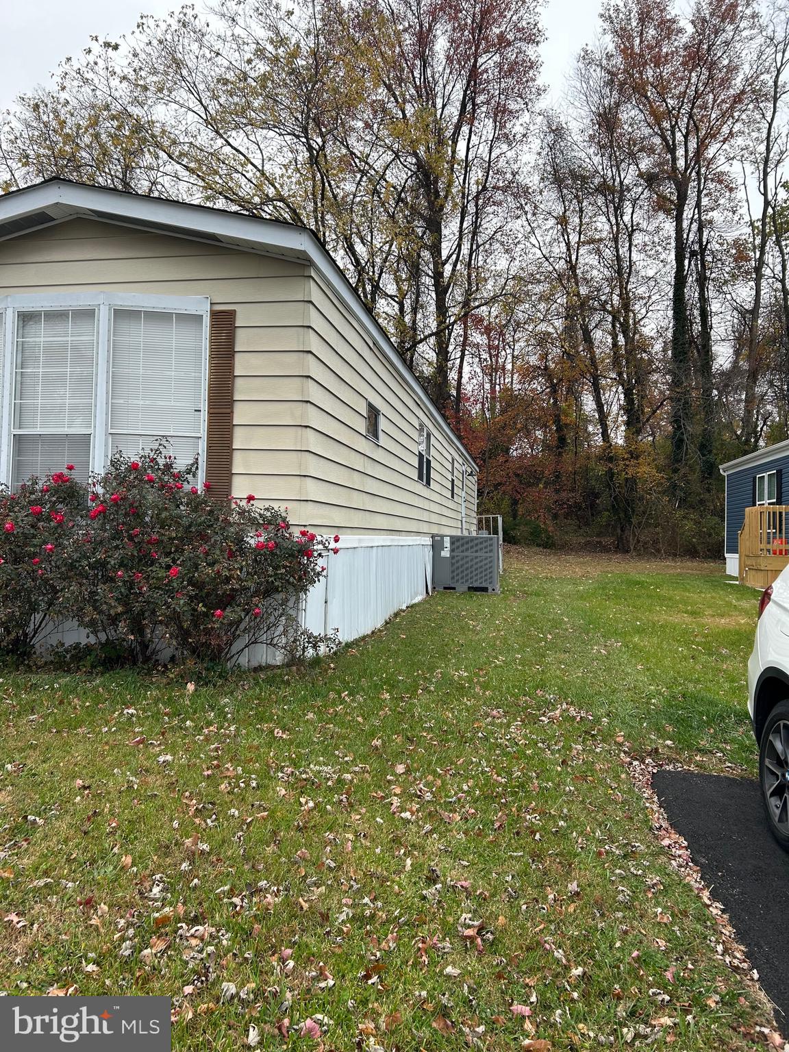 WOODBRIDGE CENTER - Residential