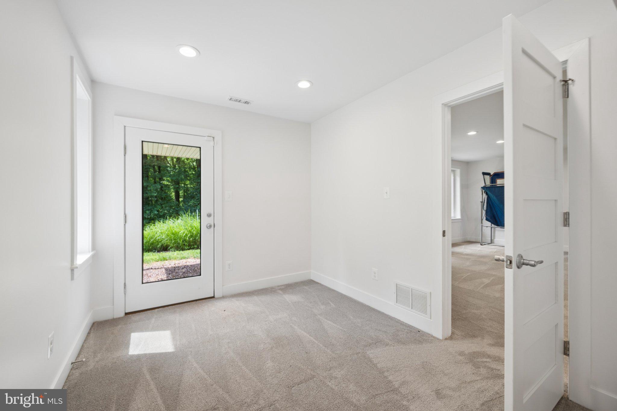 WORTHINGTON HILLSIDE II - Residential