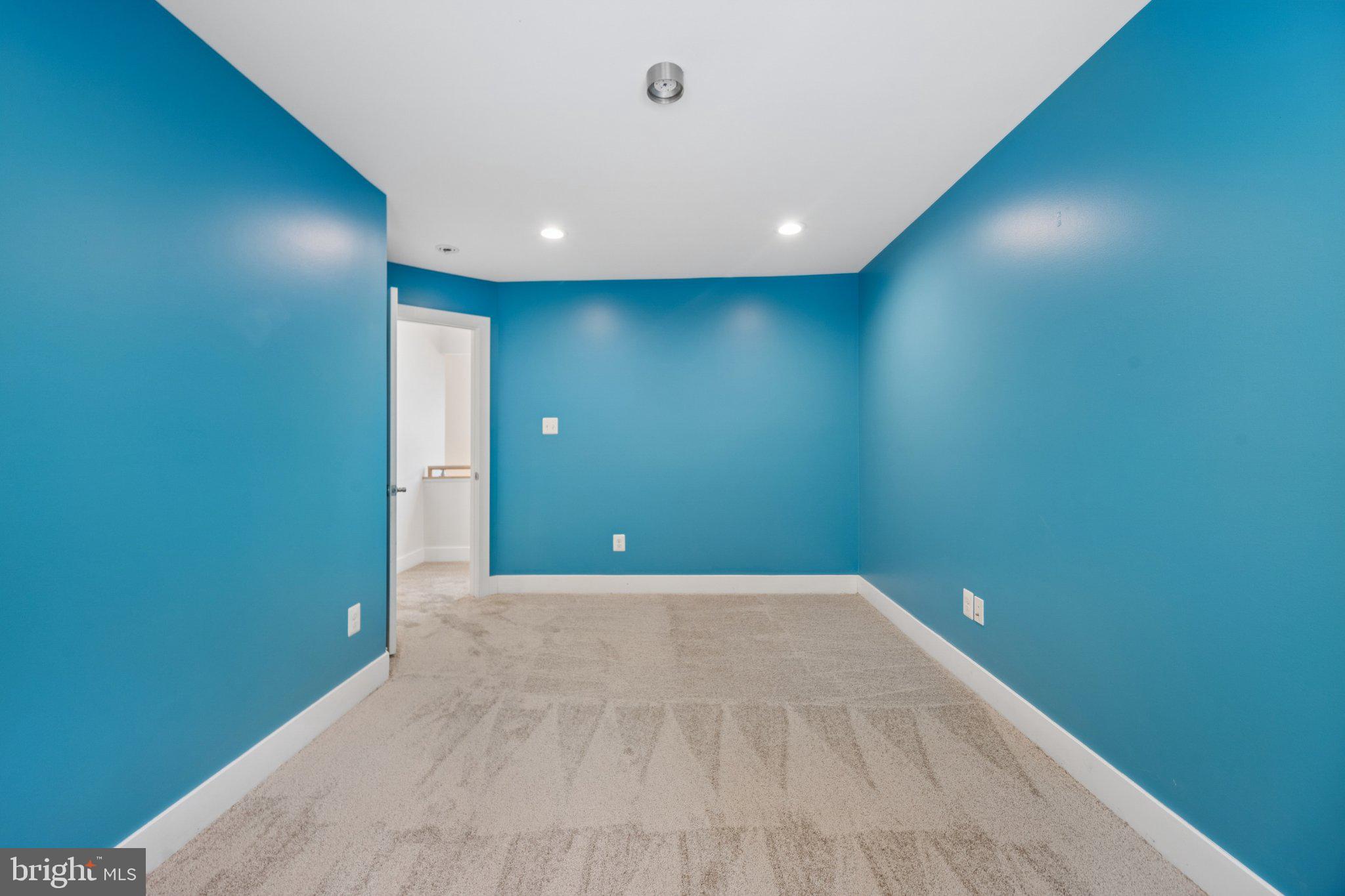 WORTHINGTON HILLSIDE II - Residential
