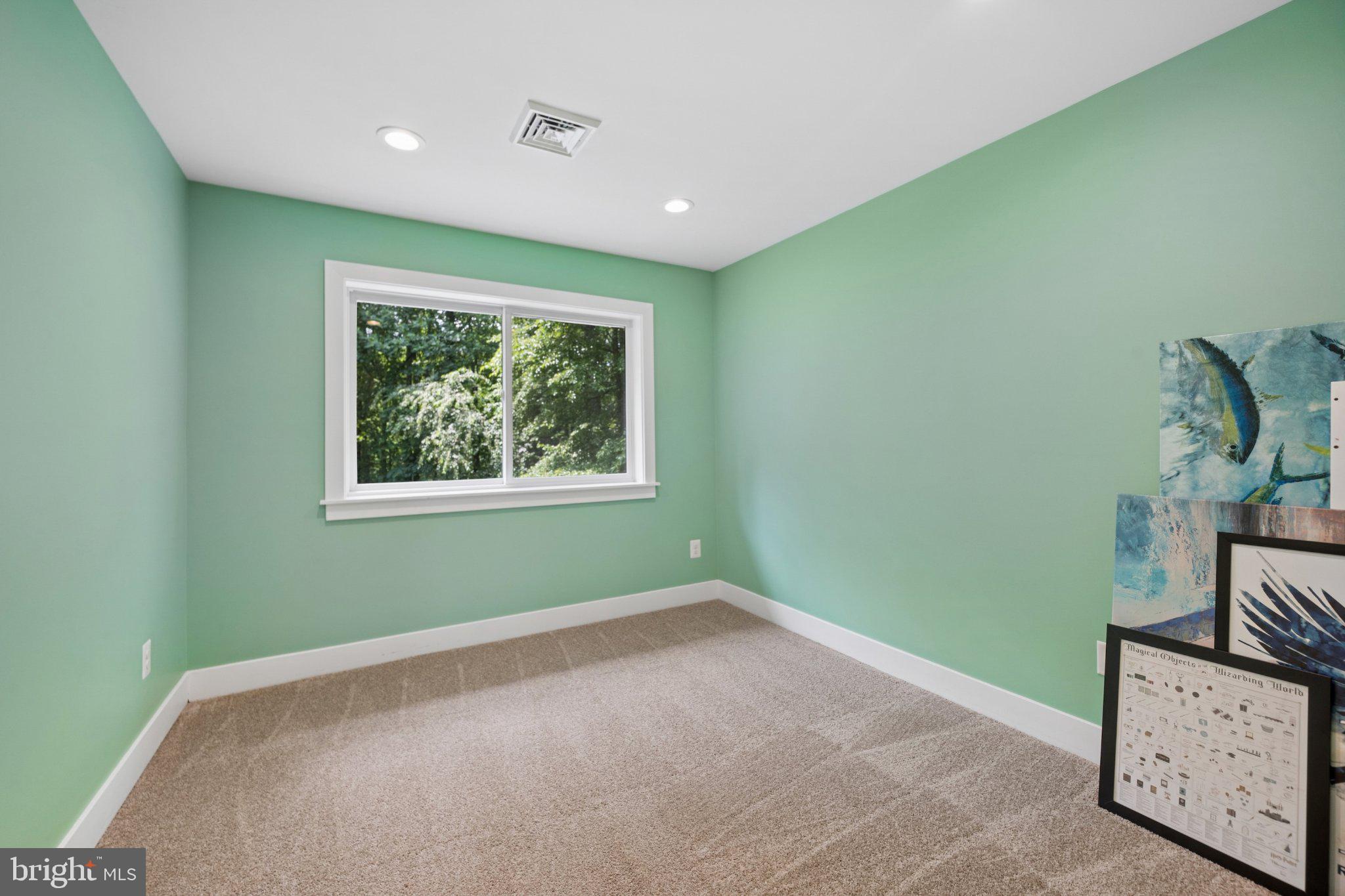 WORTHINGTON HILLSIDE II - Residential