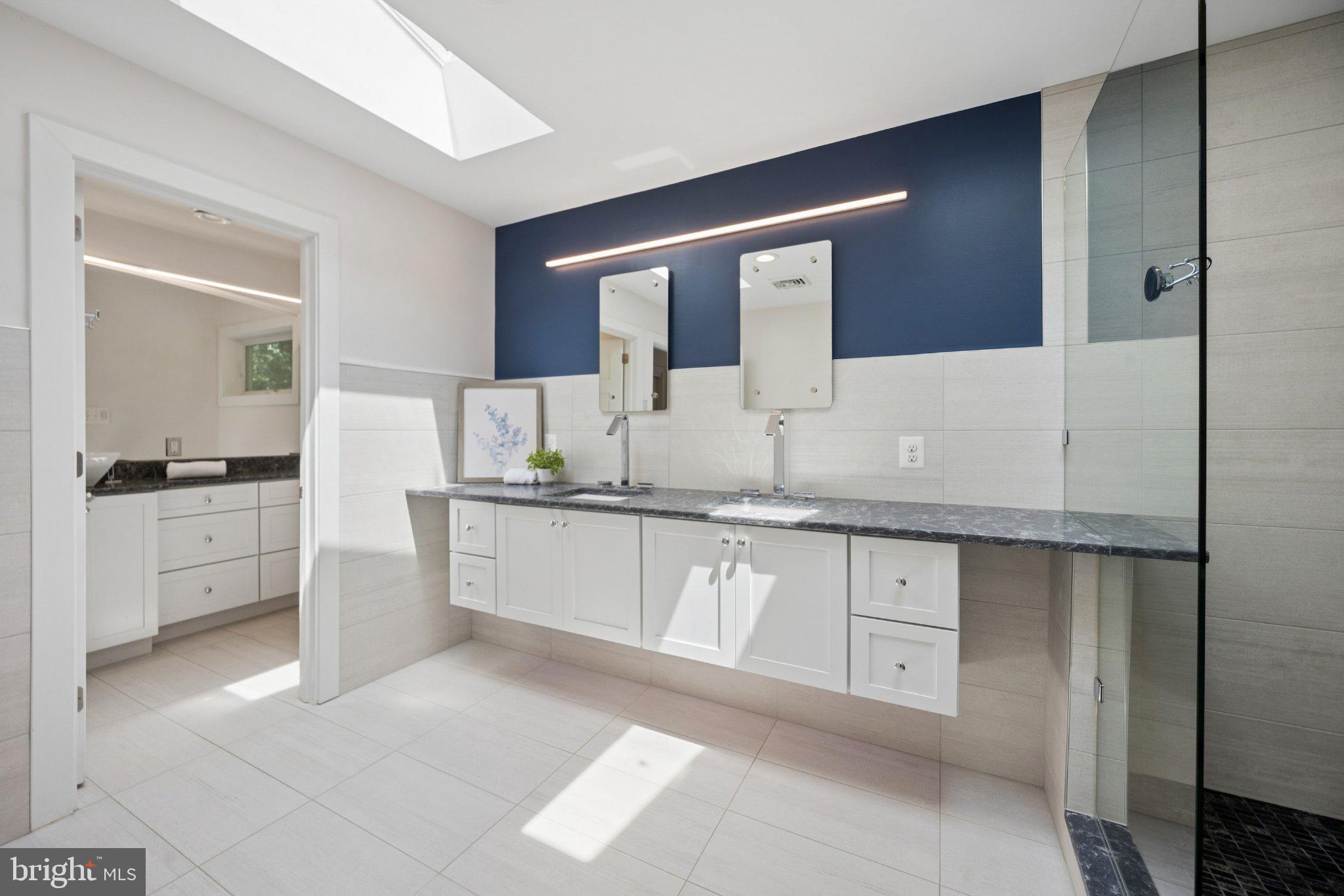 WORTHINGTON HILLSIDE II - Residential
