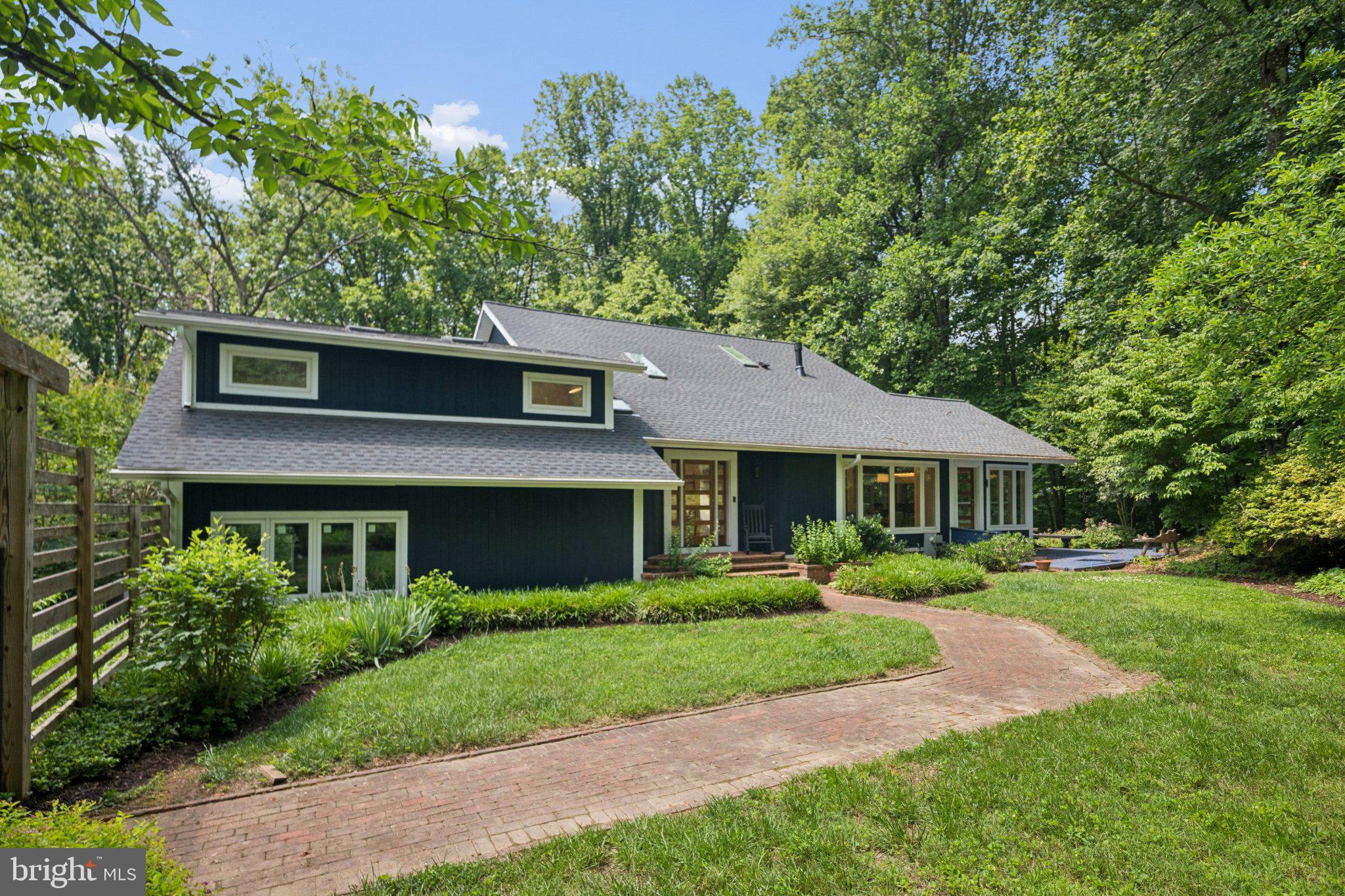 WORTHINGTON HILLSIDE II - Residential