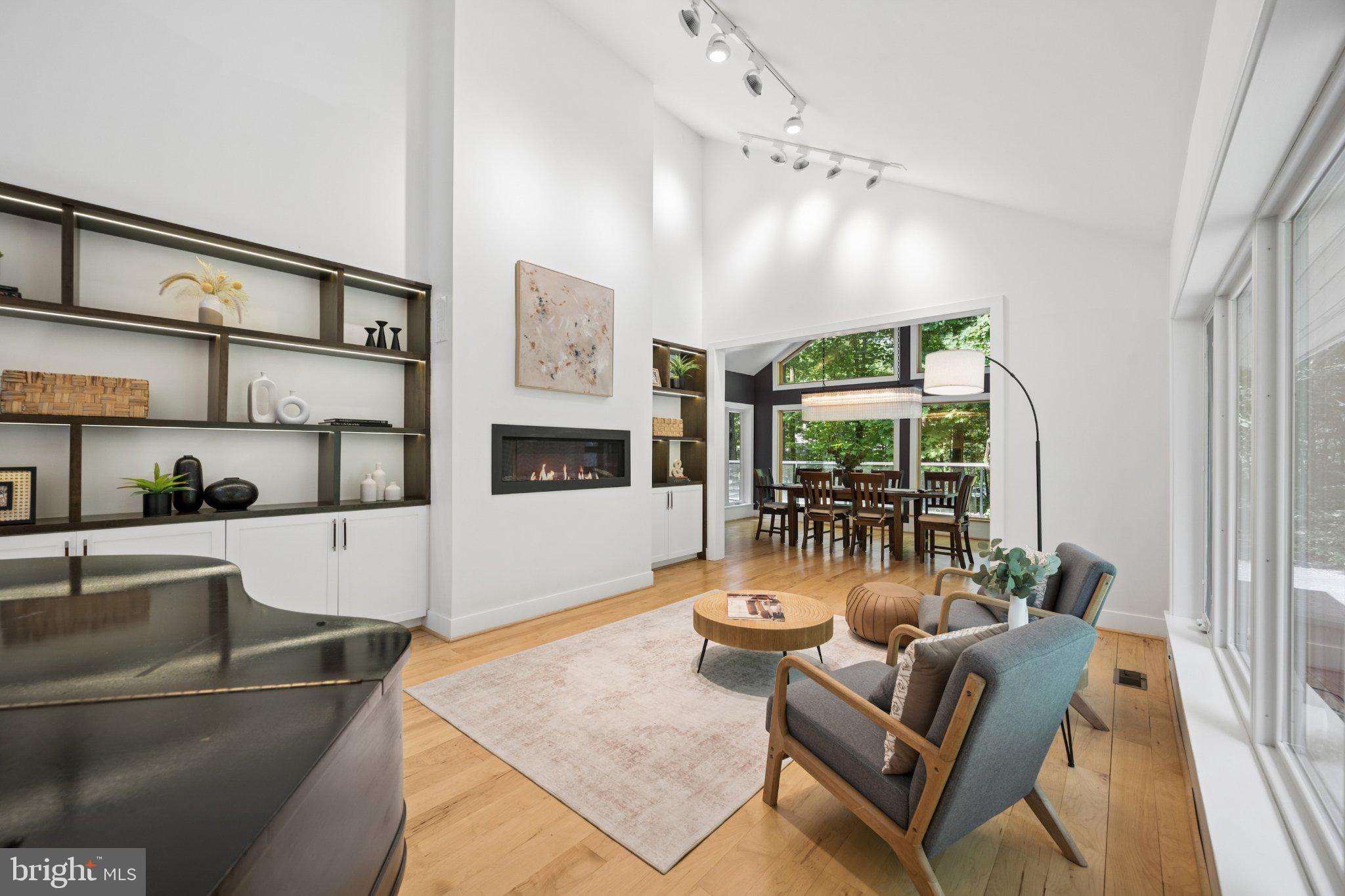 WORTHINGTON HILLSIDE II - Residential