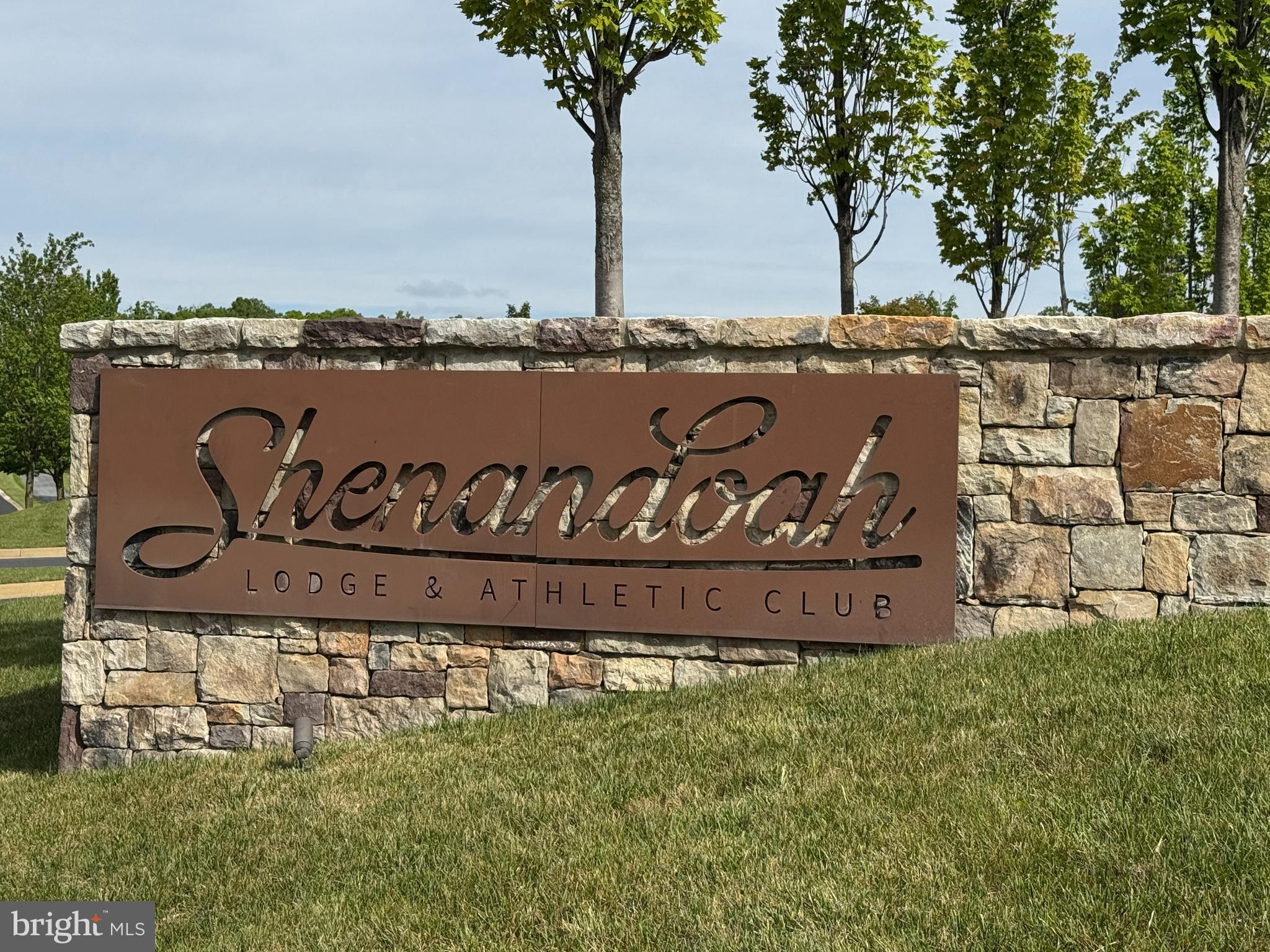 SHENANDOAH, LAKE FREDERICK - Residential