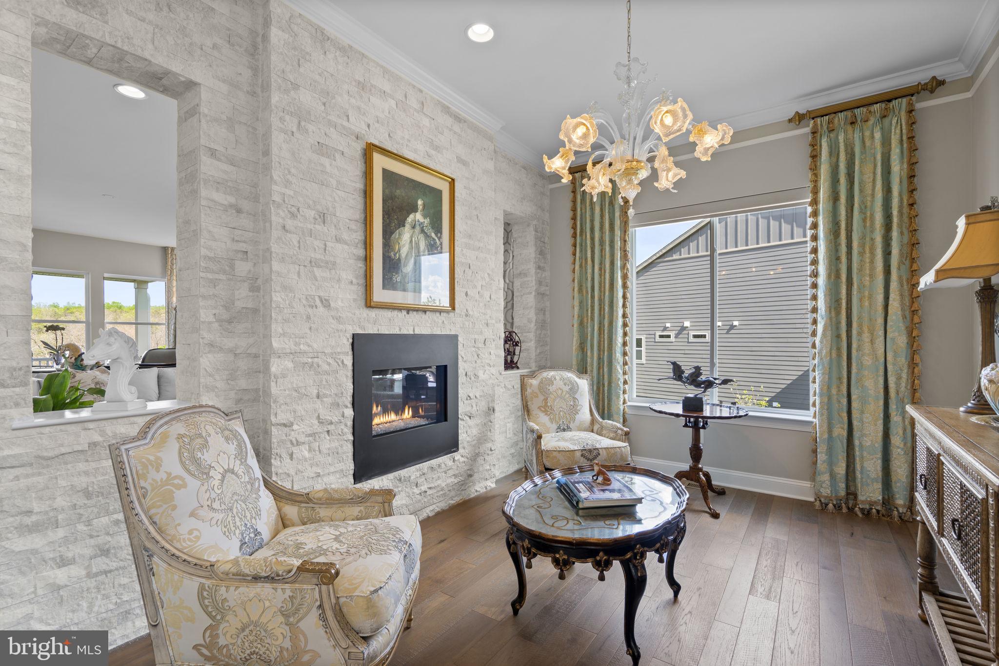 SHENANDOAH, LAKE FREDERICK - Residential