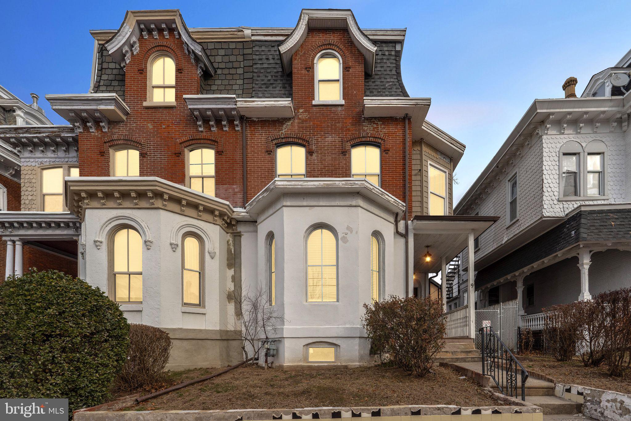 NORRISTOWN - Residential