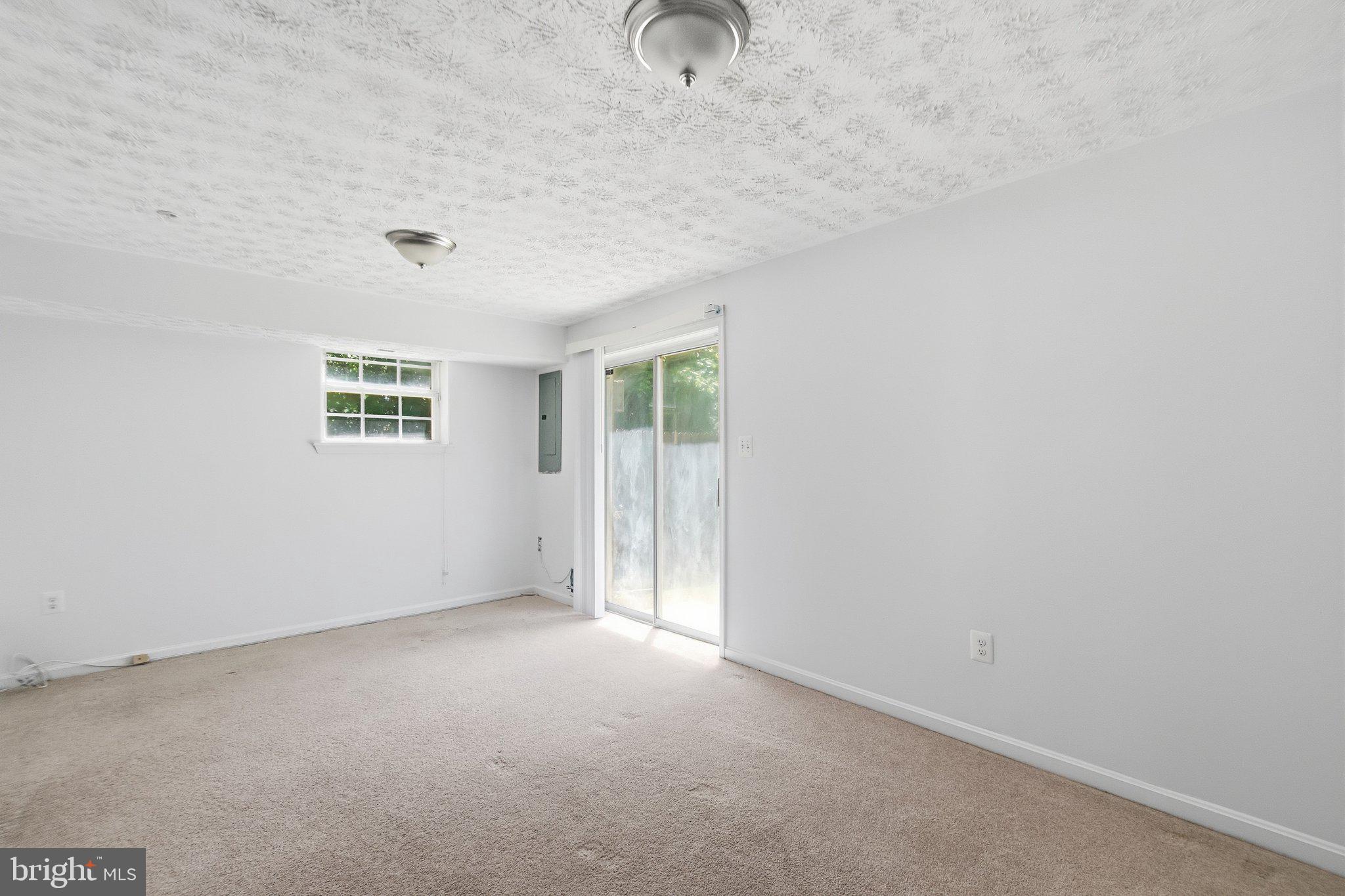 EAST BONIWOOD - Residential
