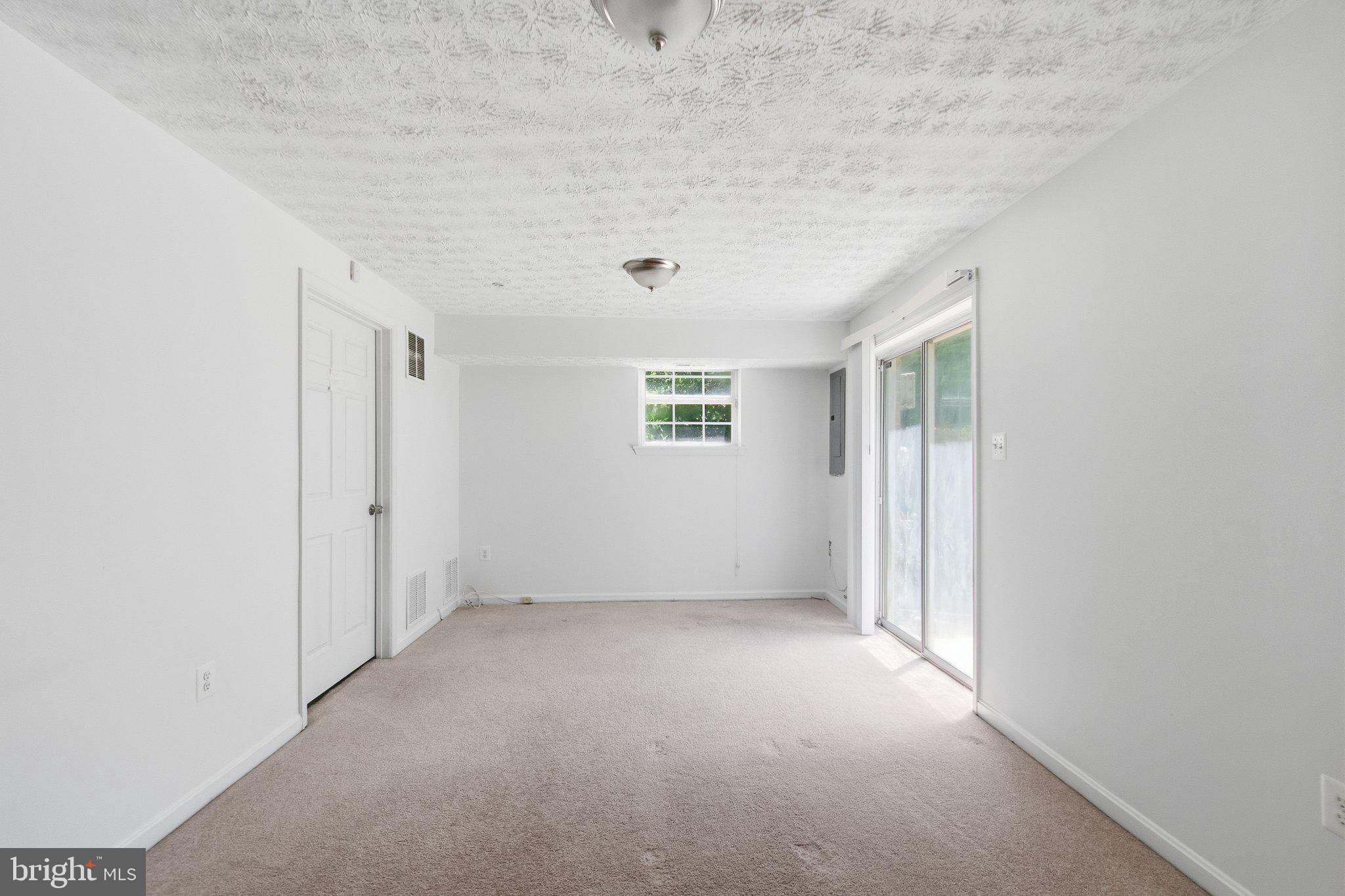 EAST BONIWOOD - Residential