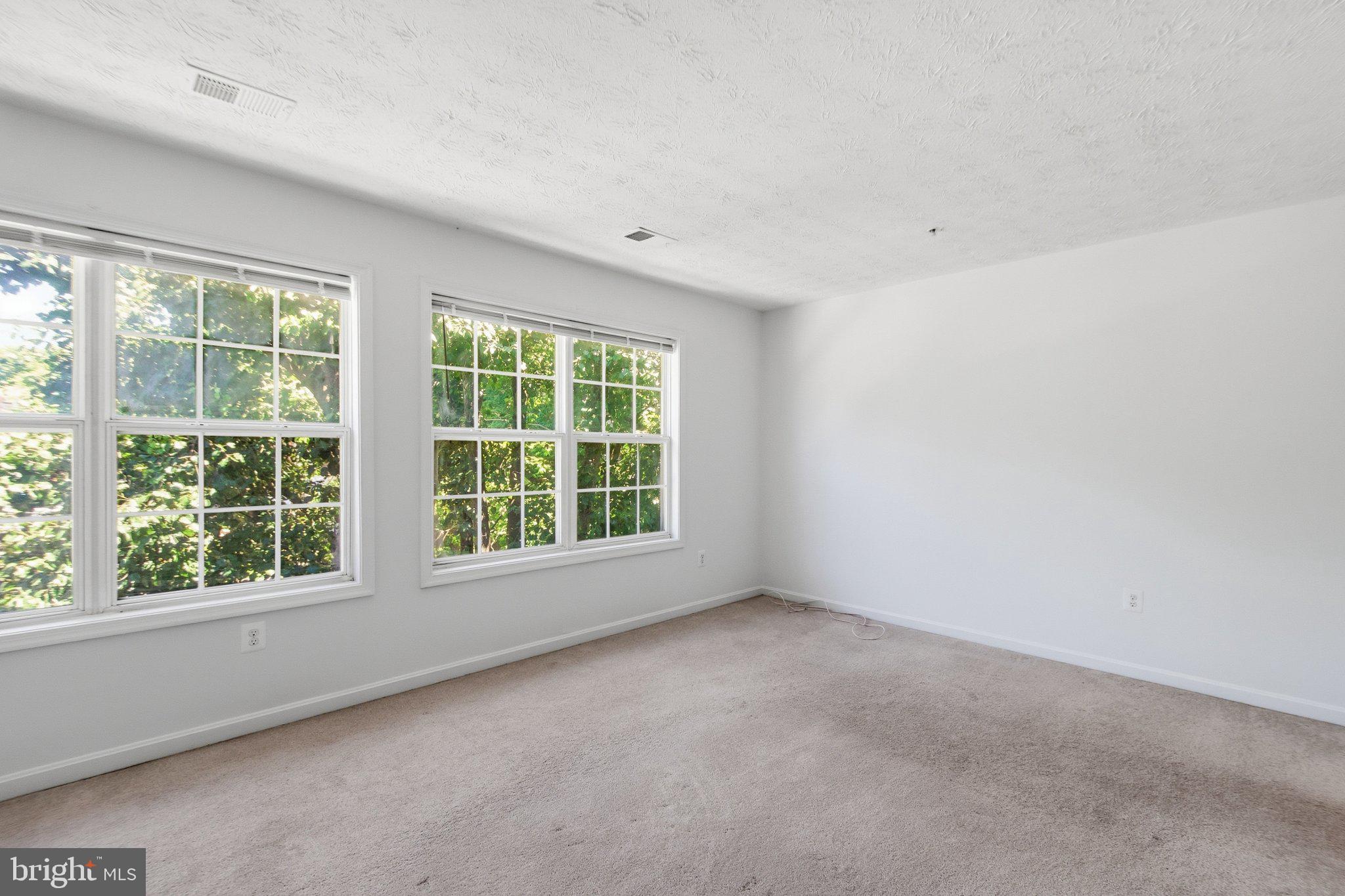 EAST BONIWOOD - Residential