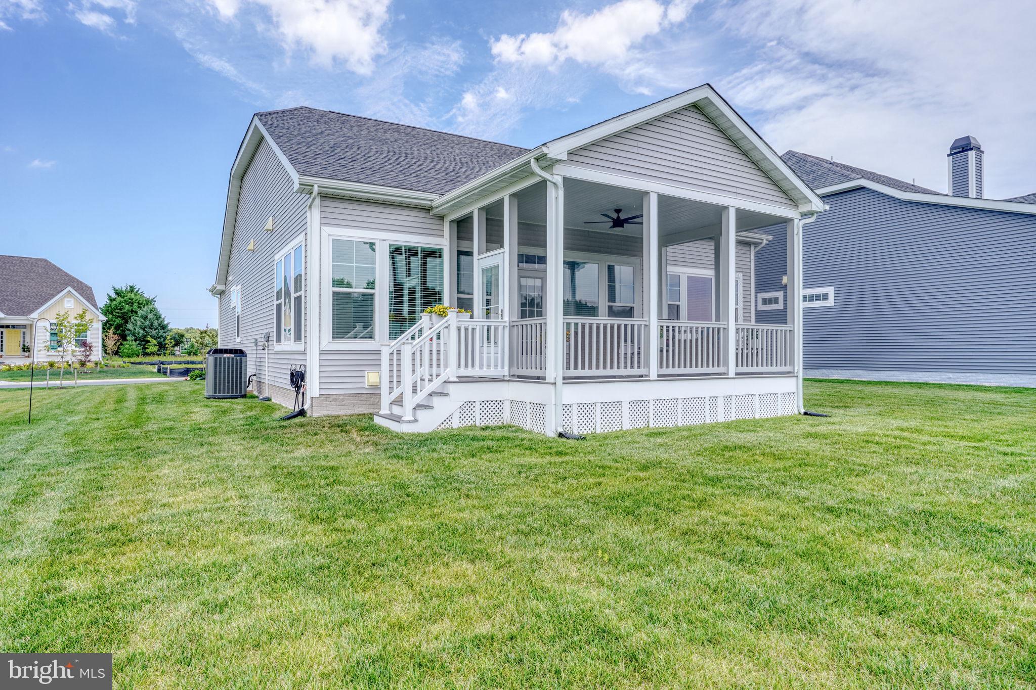 LIGHTSHIP COVE - Residential