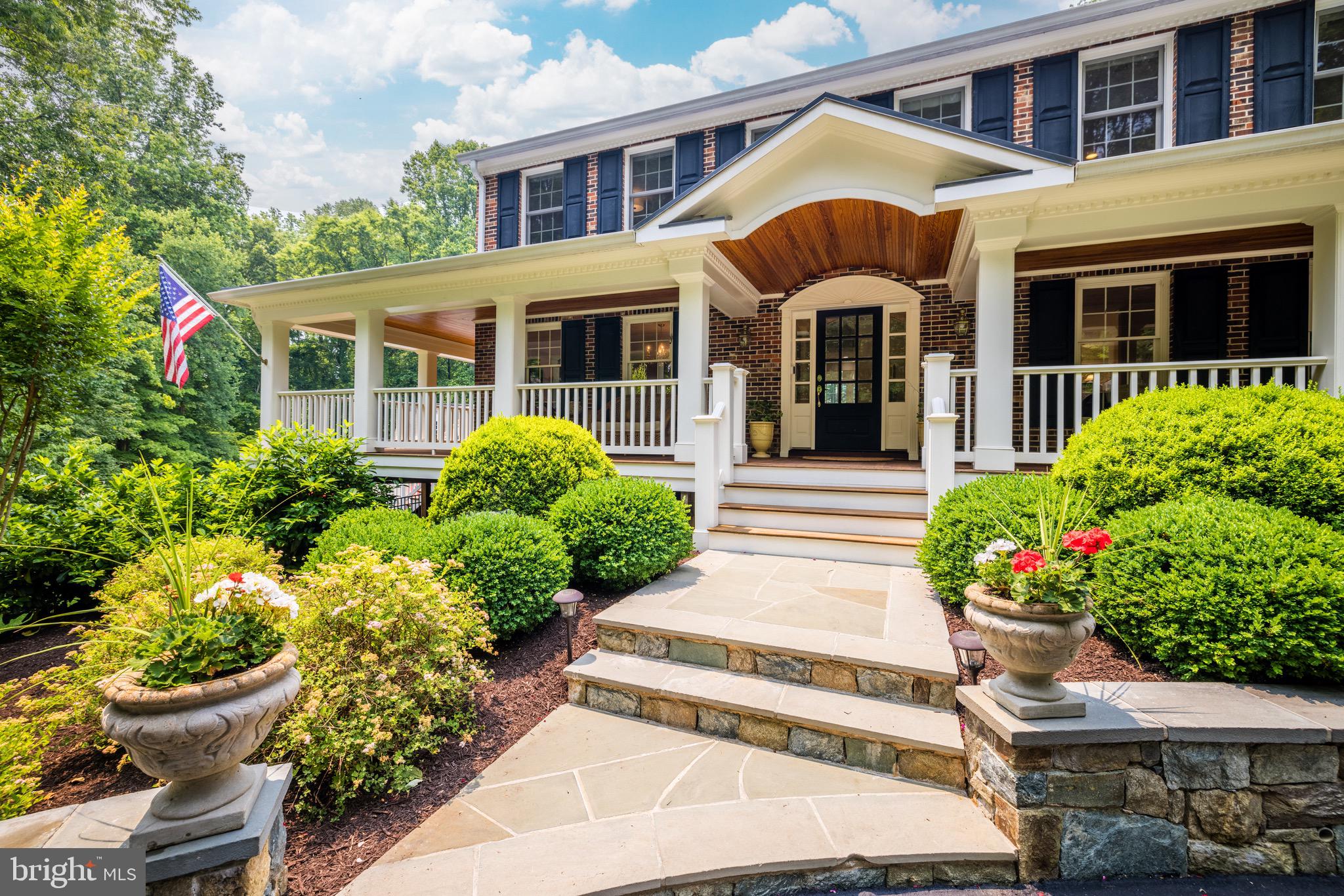 PEACOCK STATION - Residential