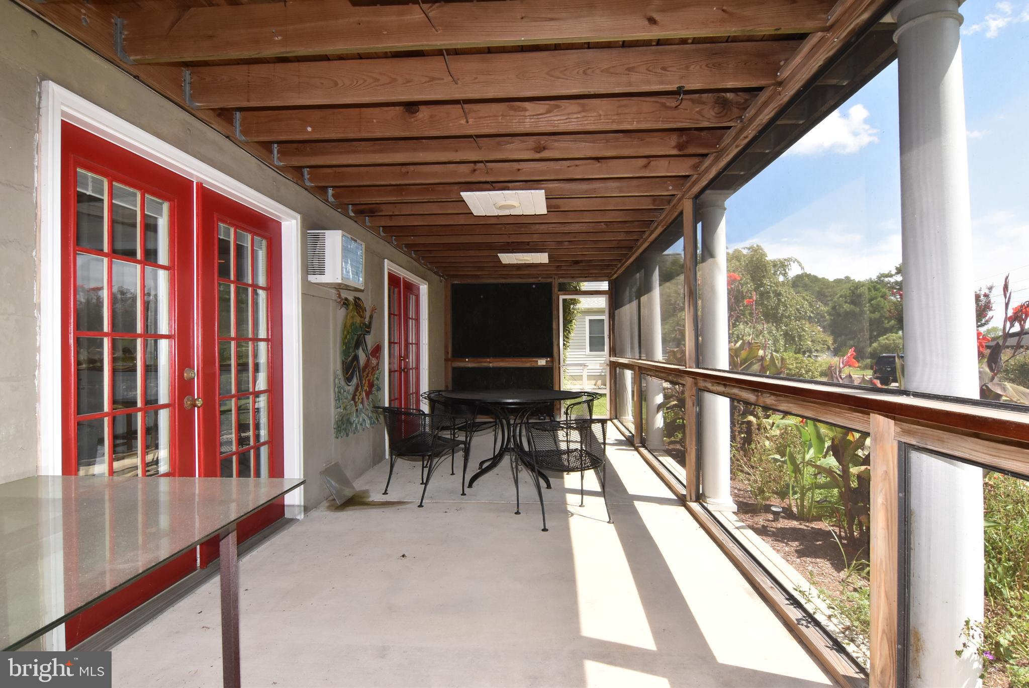 BAY VISTA - Residential