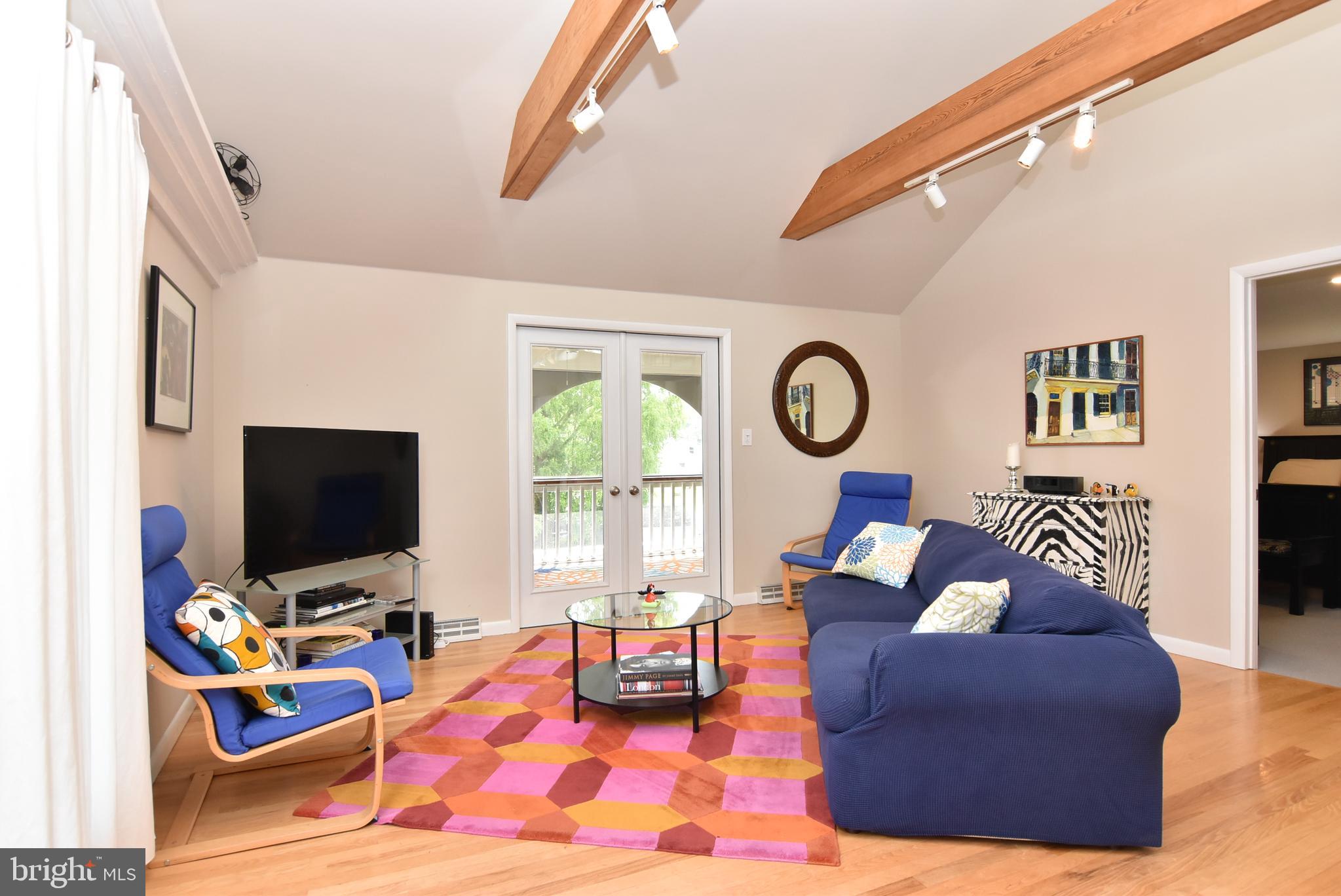 BAY VISTA - Residential