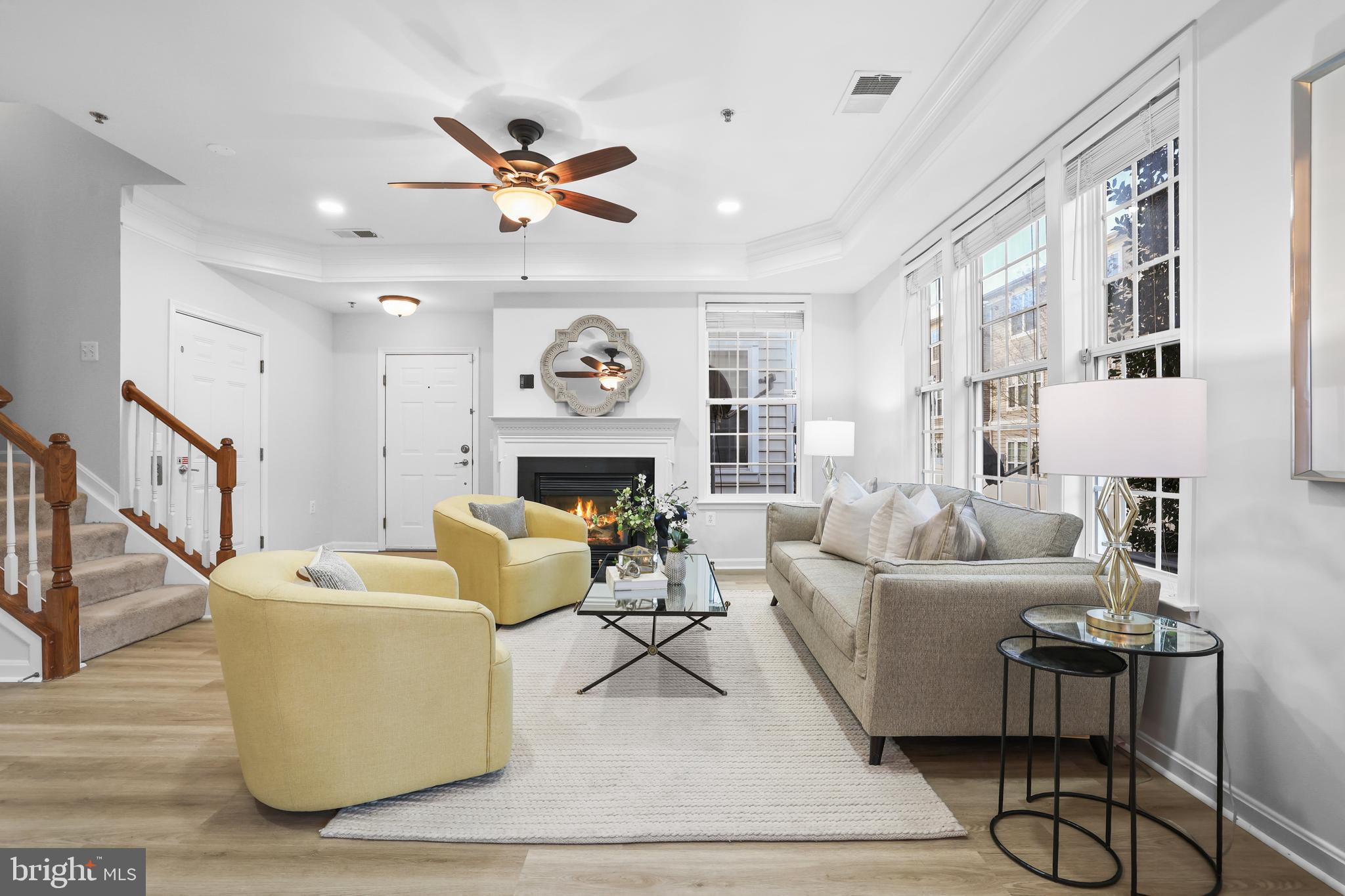GROVETON WOODS - Residential