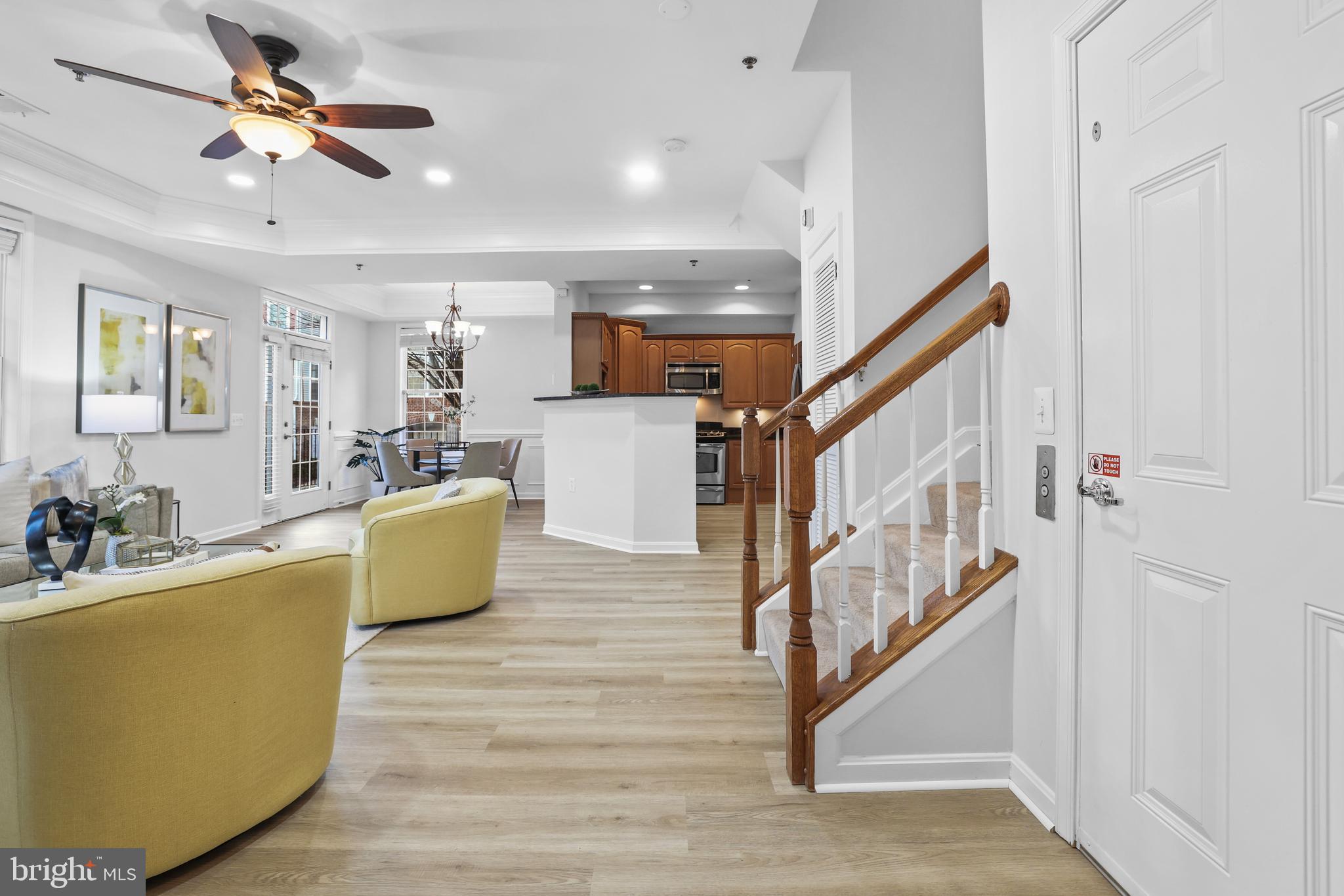 GROVETON WOODS - Residential
