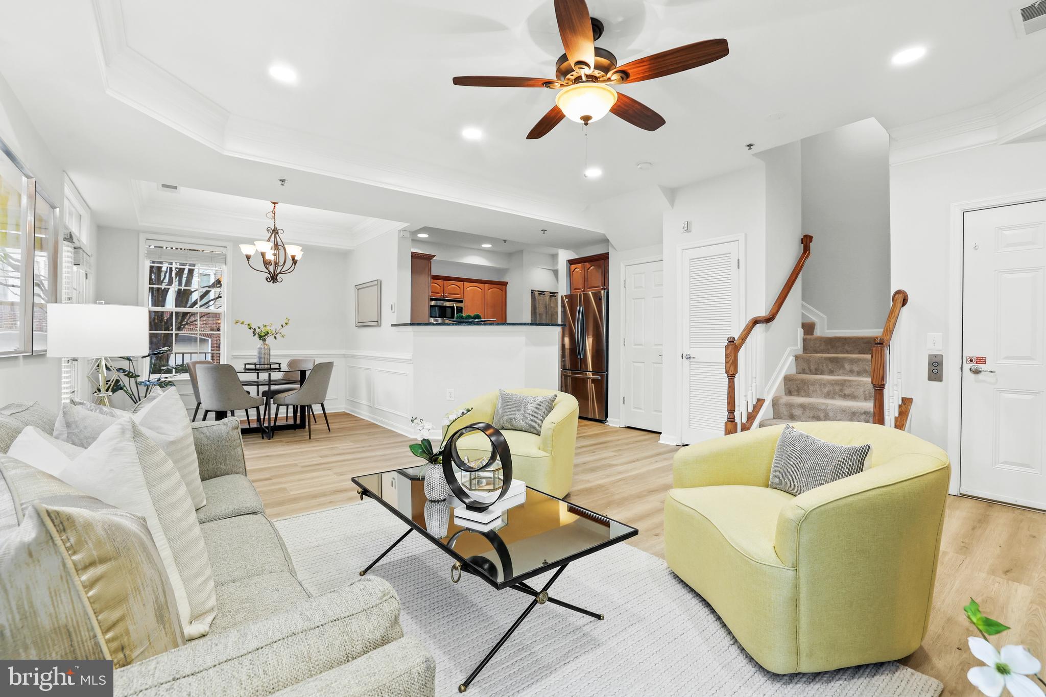 GROVETON WOODS - Residential