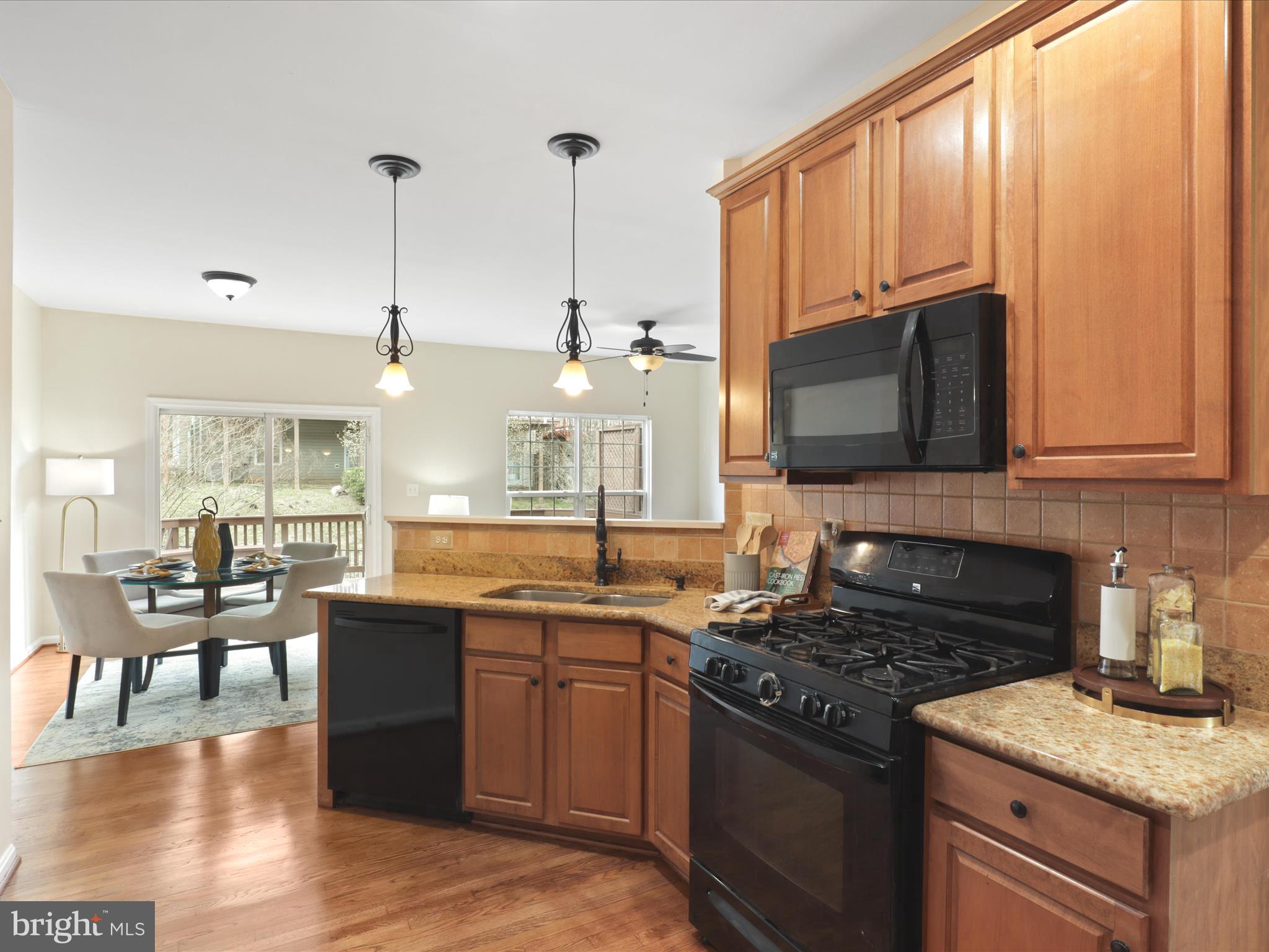 SPRING LAKES - Residential