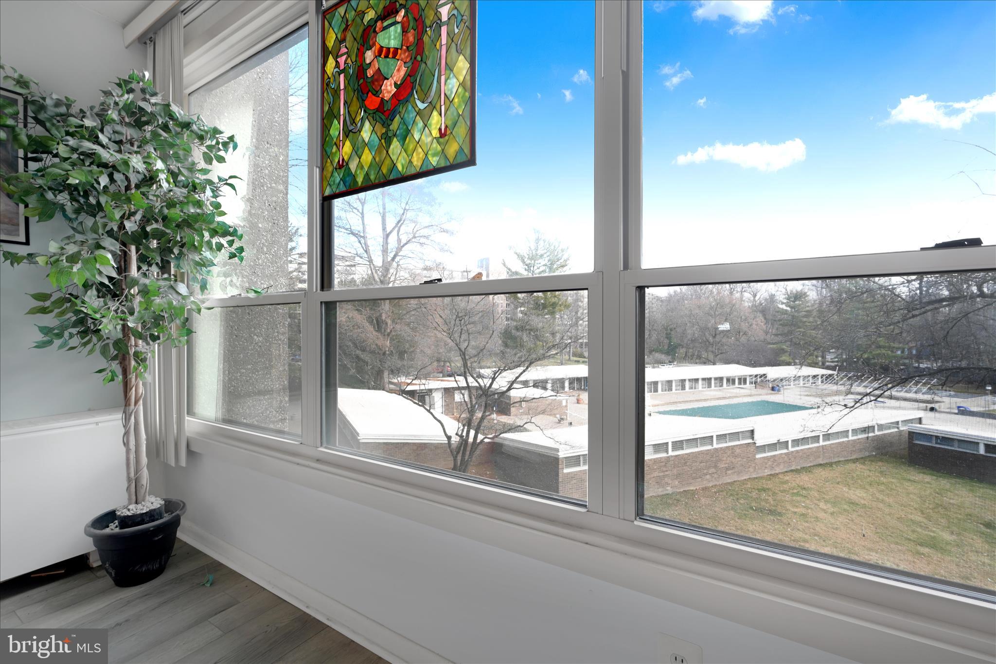 GREEN HILL - Residential