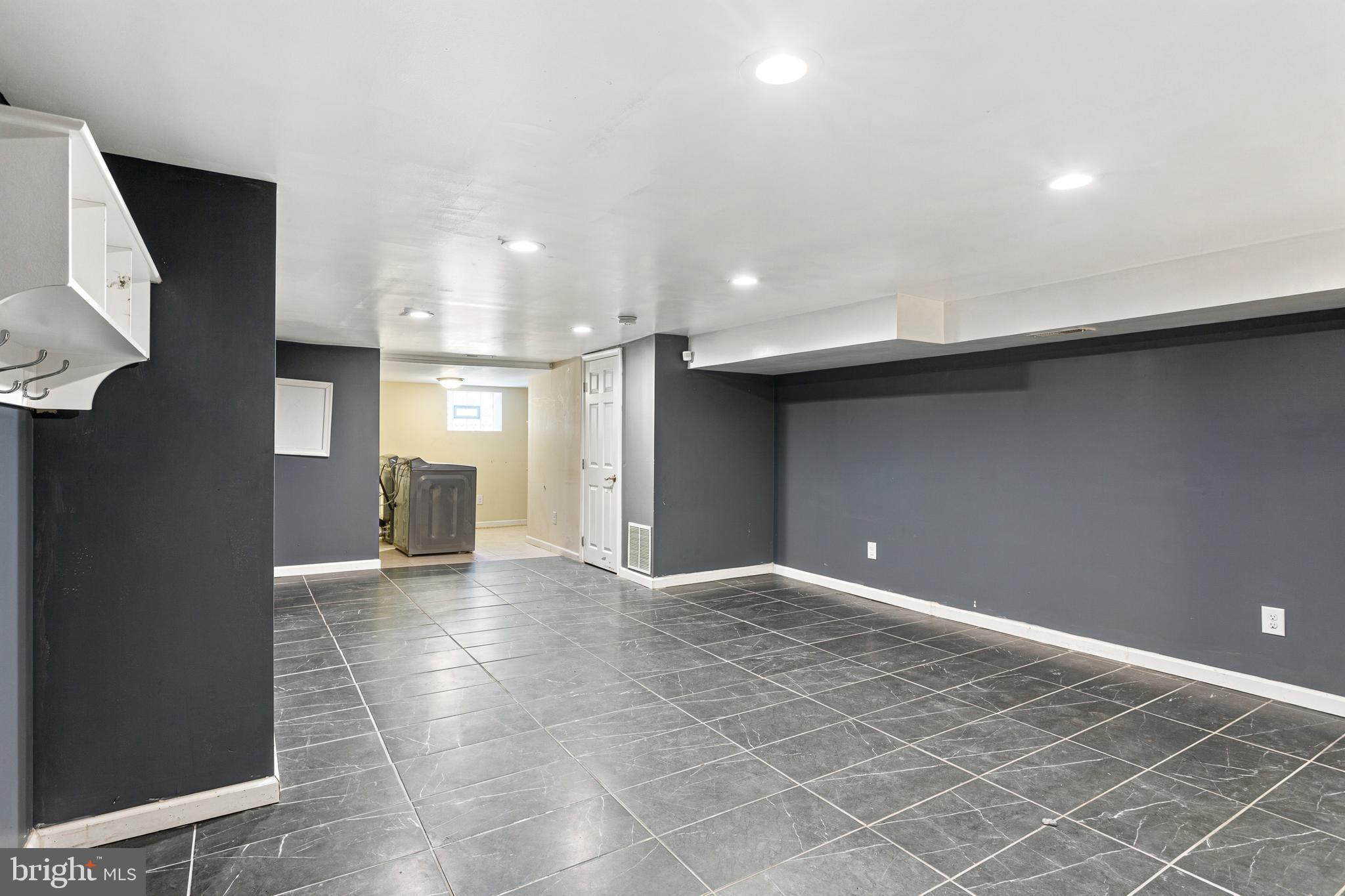 OVERBROOK - Residential