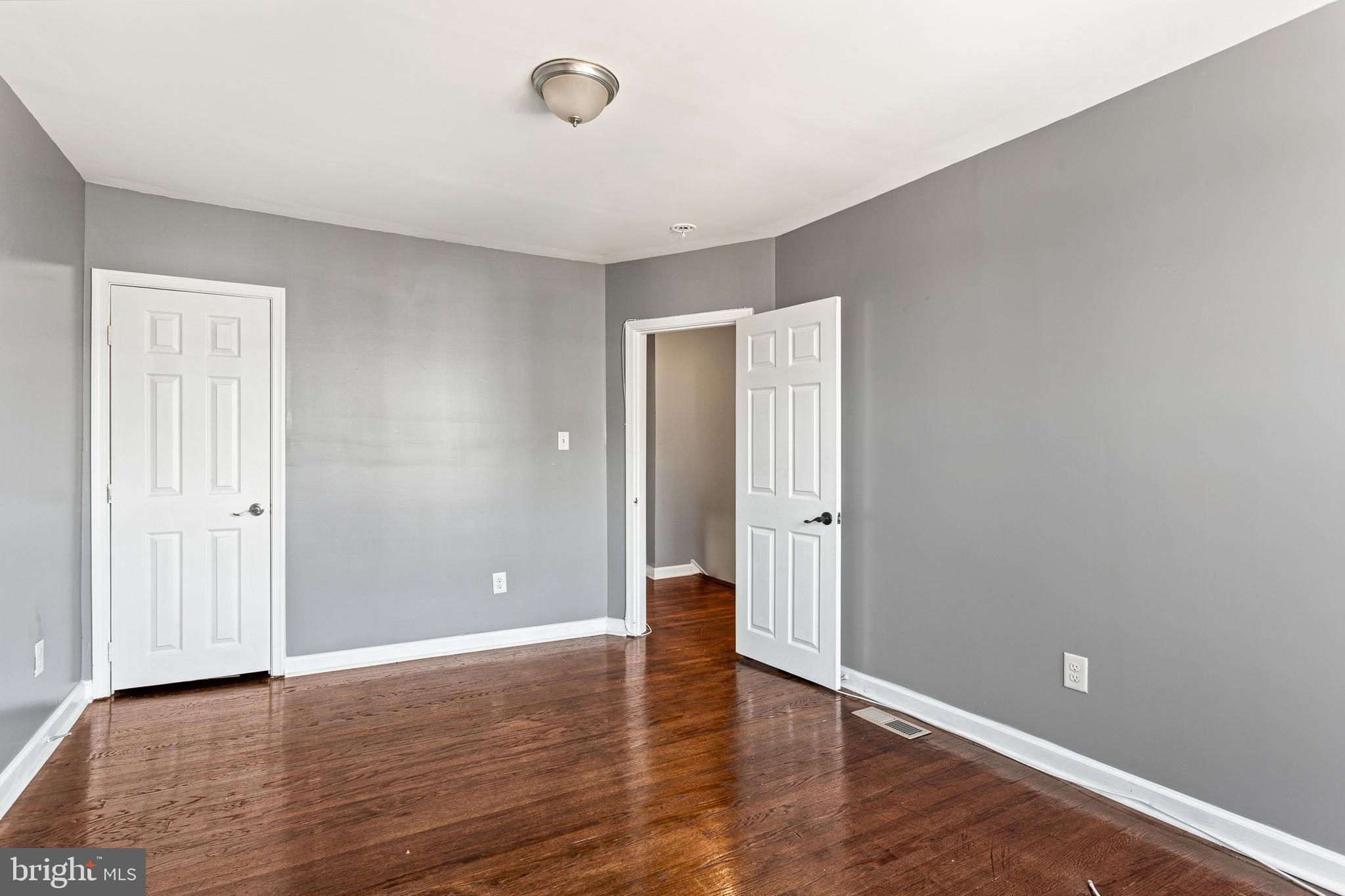OVERBROOK - Residential