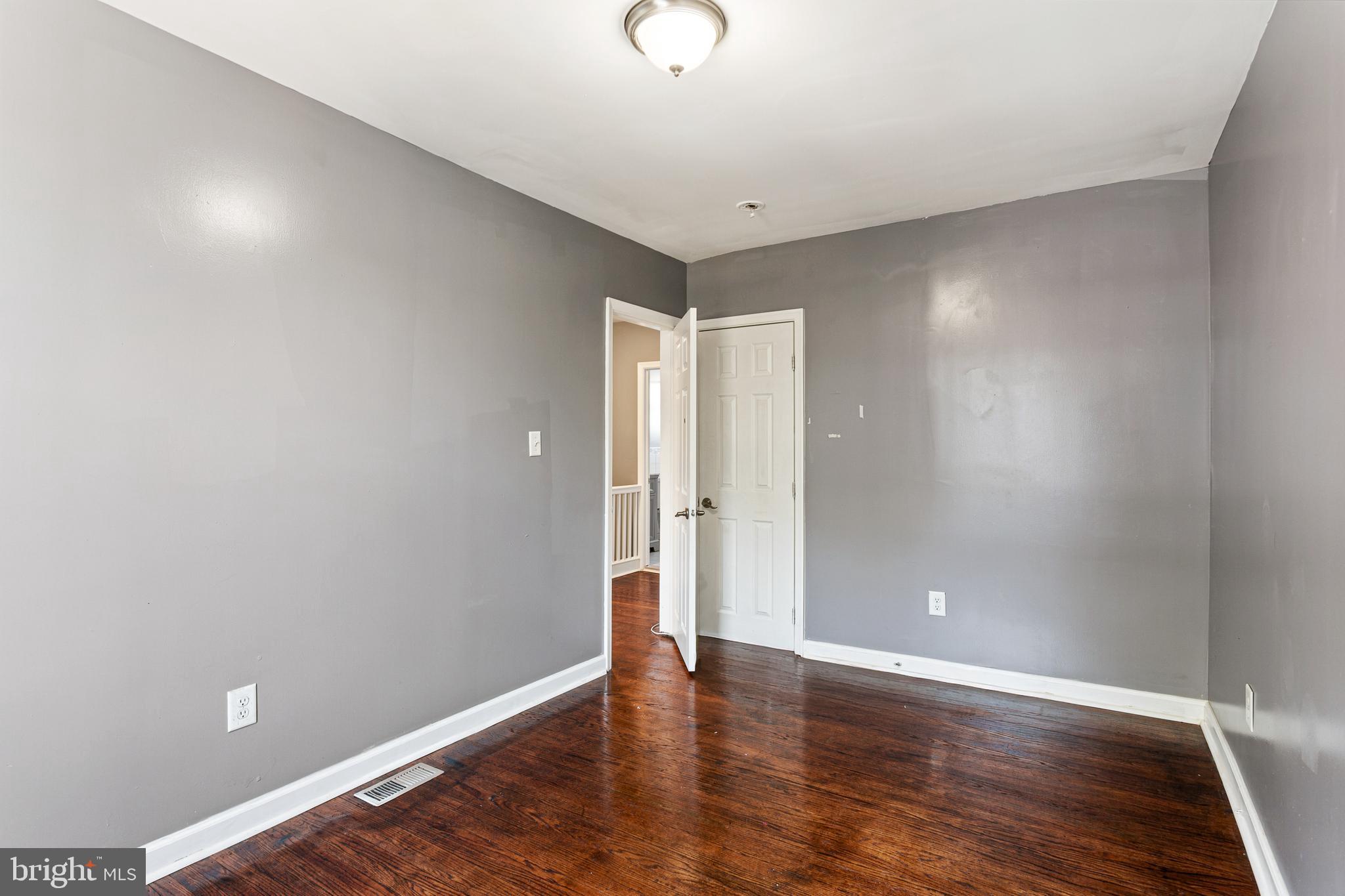 OVERBROOK - Residential