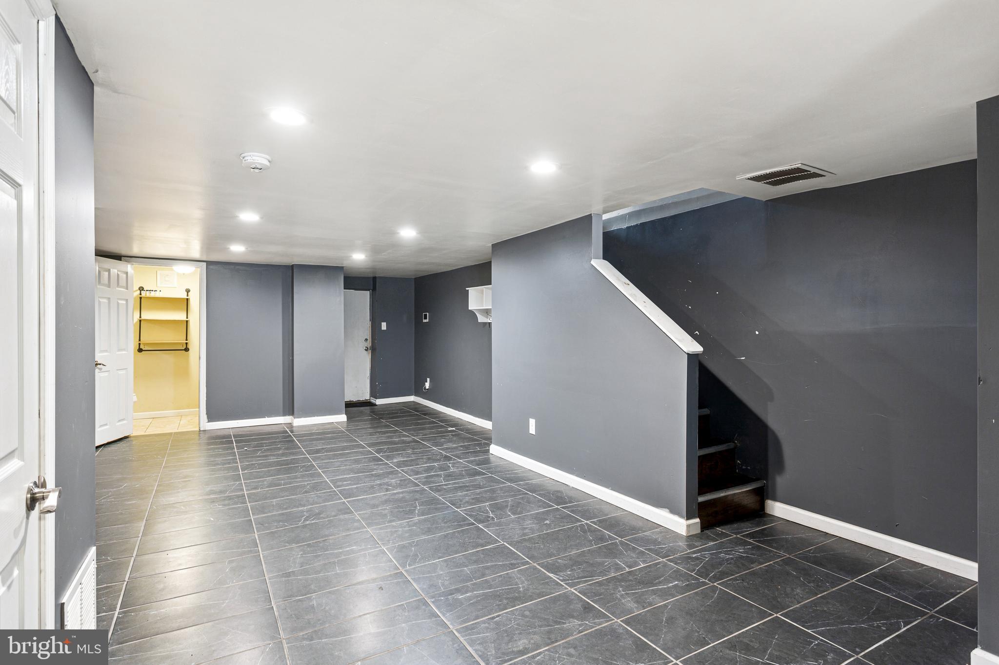 OVERBROOK - Residential