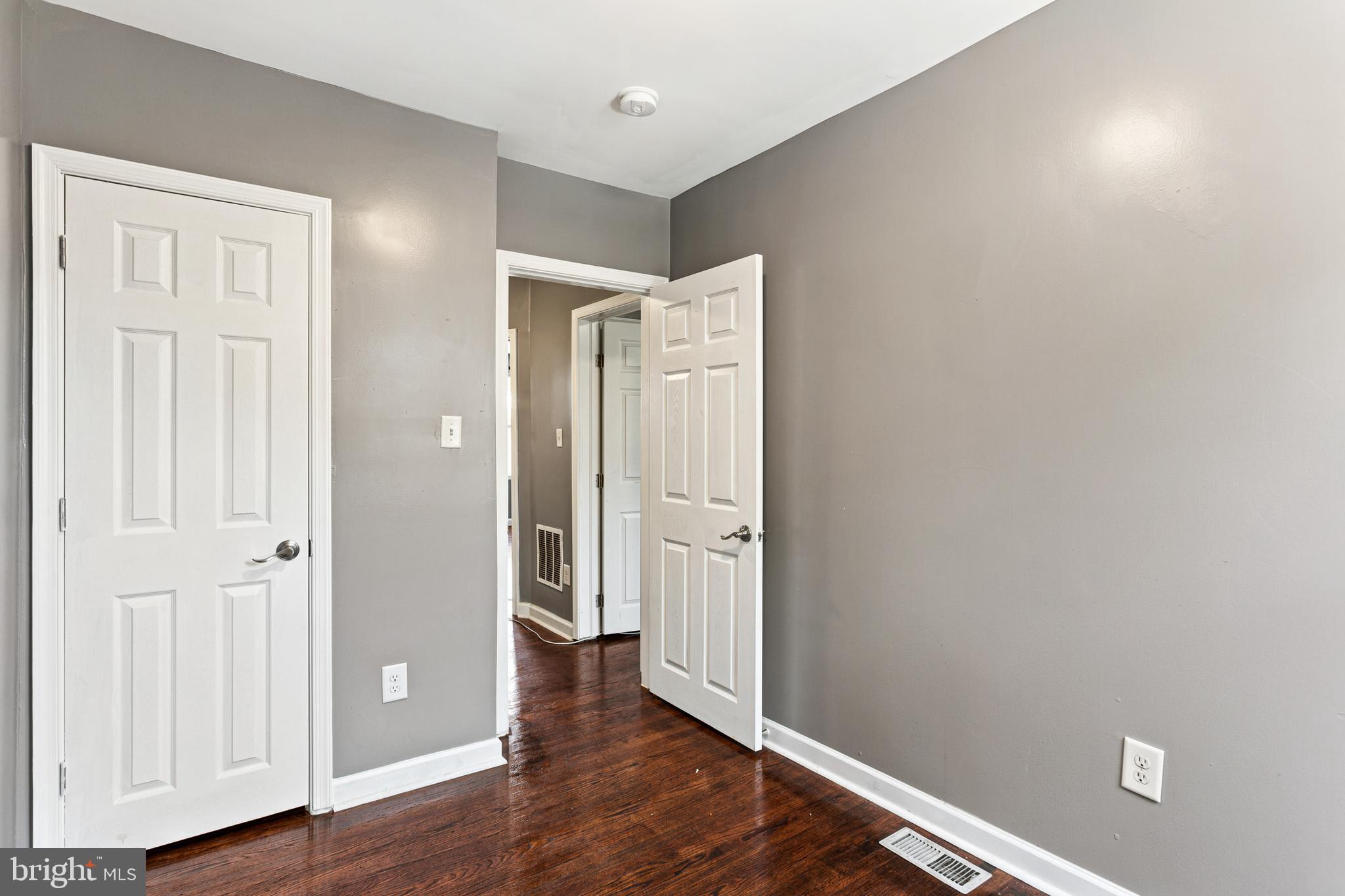 OVERBROOK - Residential