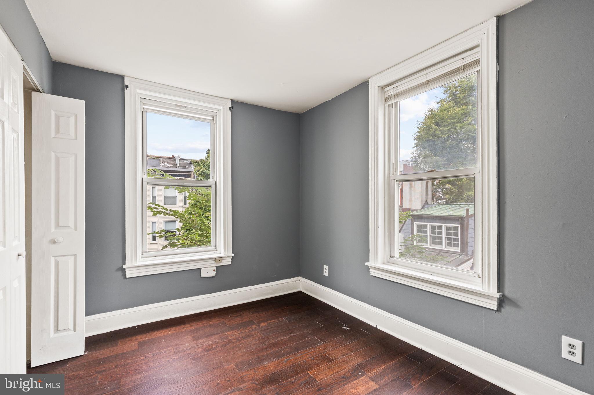 WASHINGTON SQ WEST - Residential Income