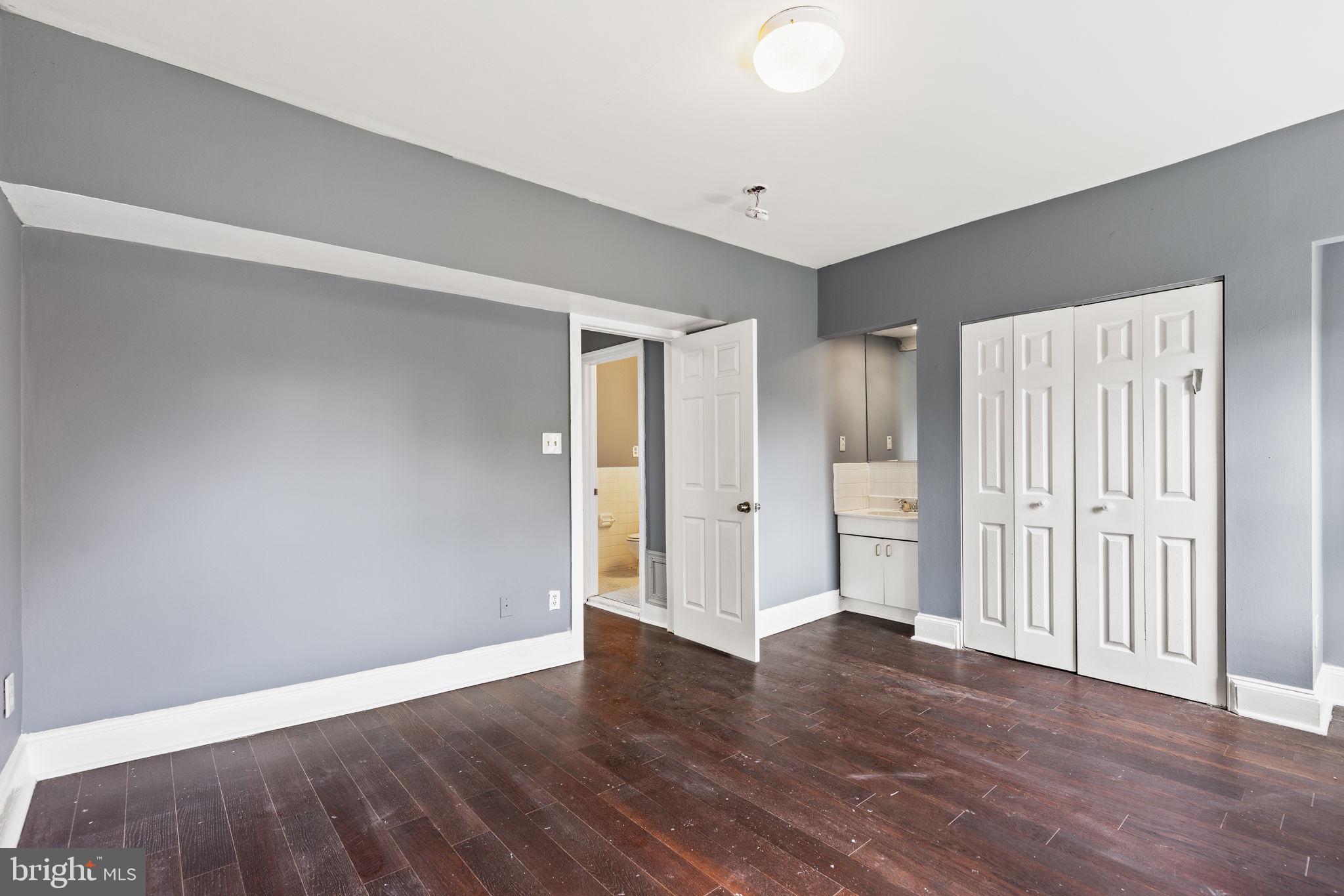 WASHINGTON SQ WEST - Residential Income