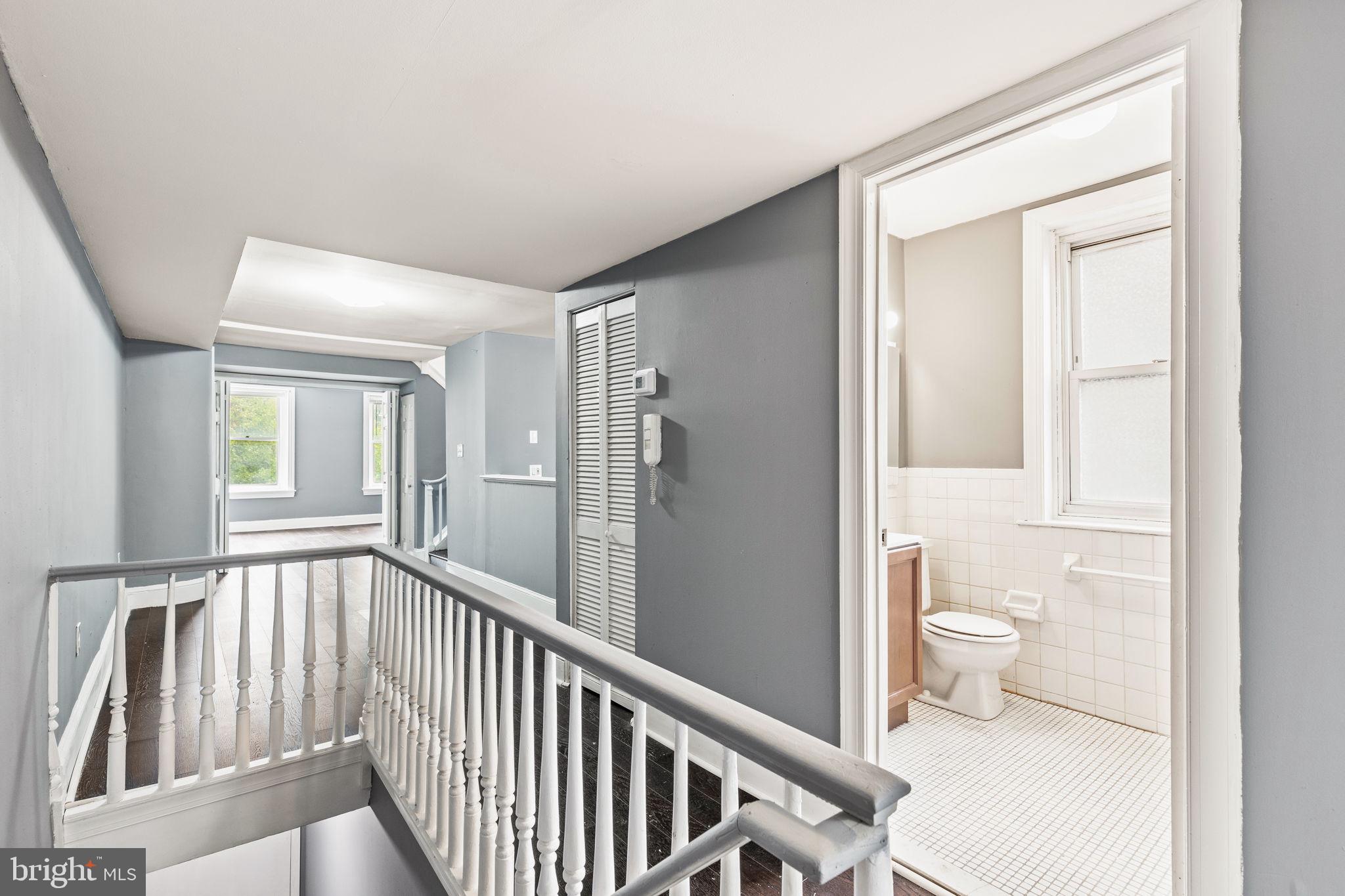 WASHINGTON SQ WEST - Residential Income