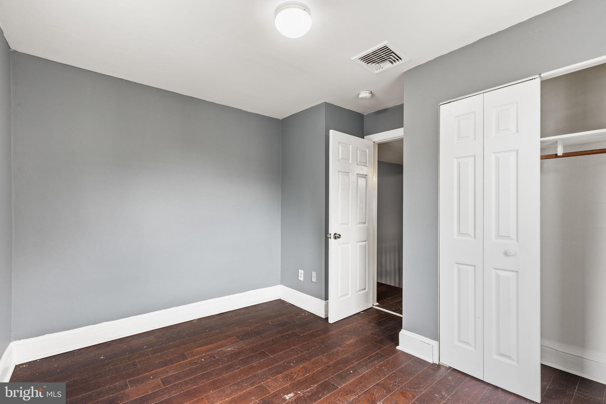 WASHINGTON SQ WEST - Residential Income