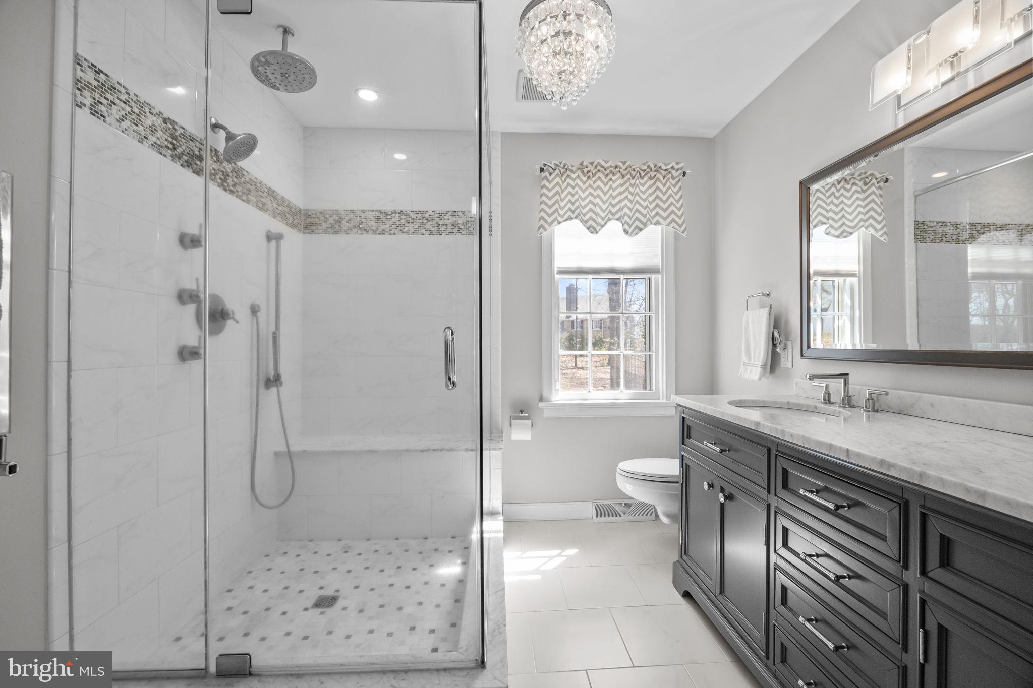 HUNTINGDON VALLEY - Residential