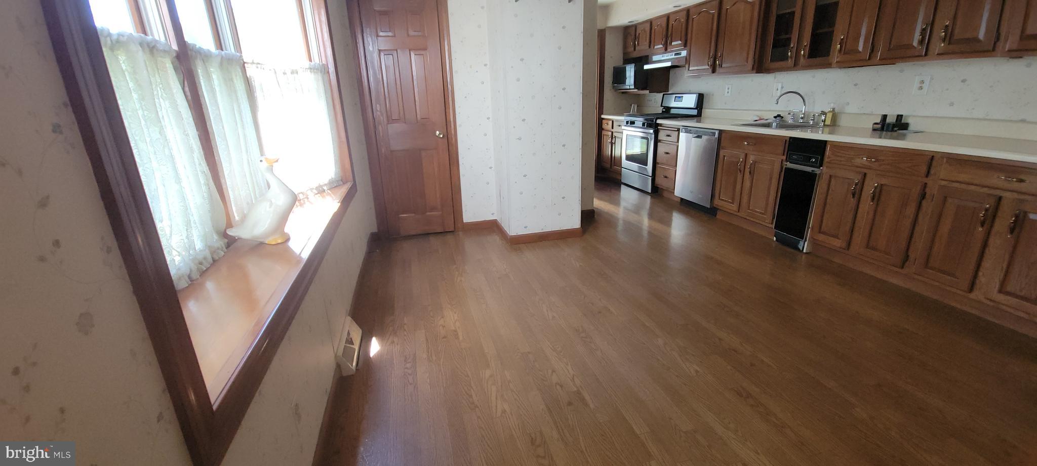 CHELTENHAM VIL - Residential