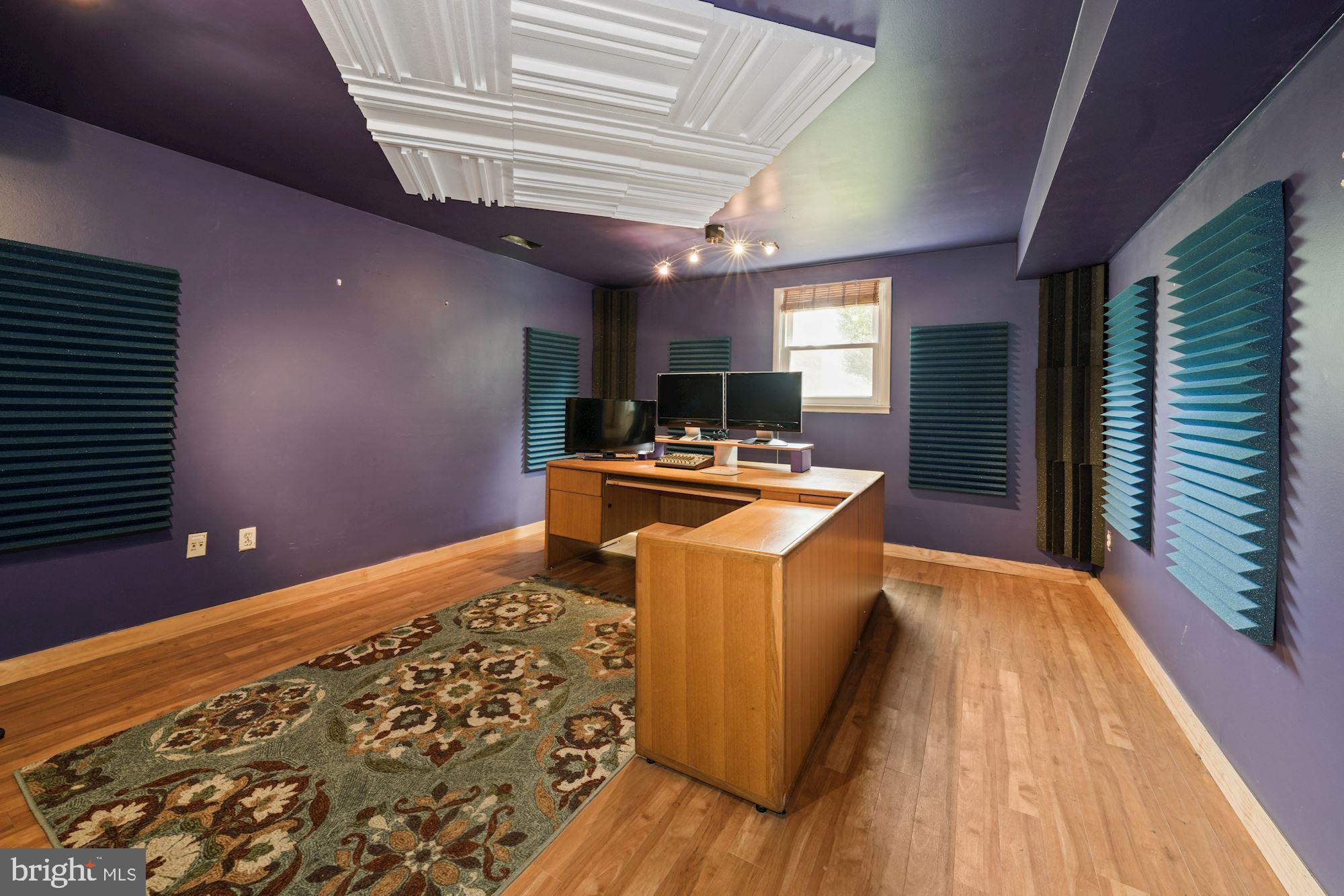 MOUNTAIN VIEW ESTATES - Residential