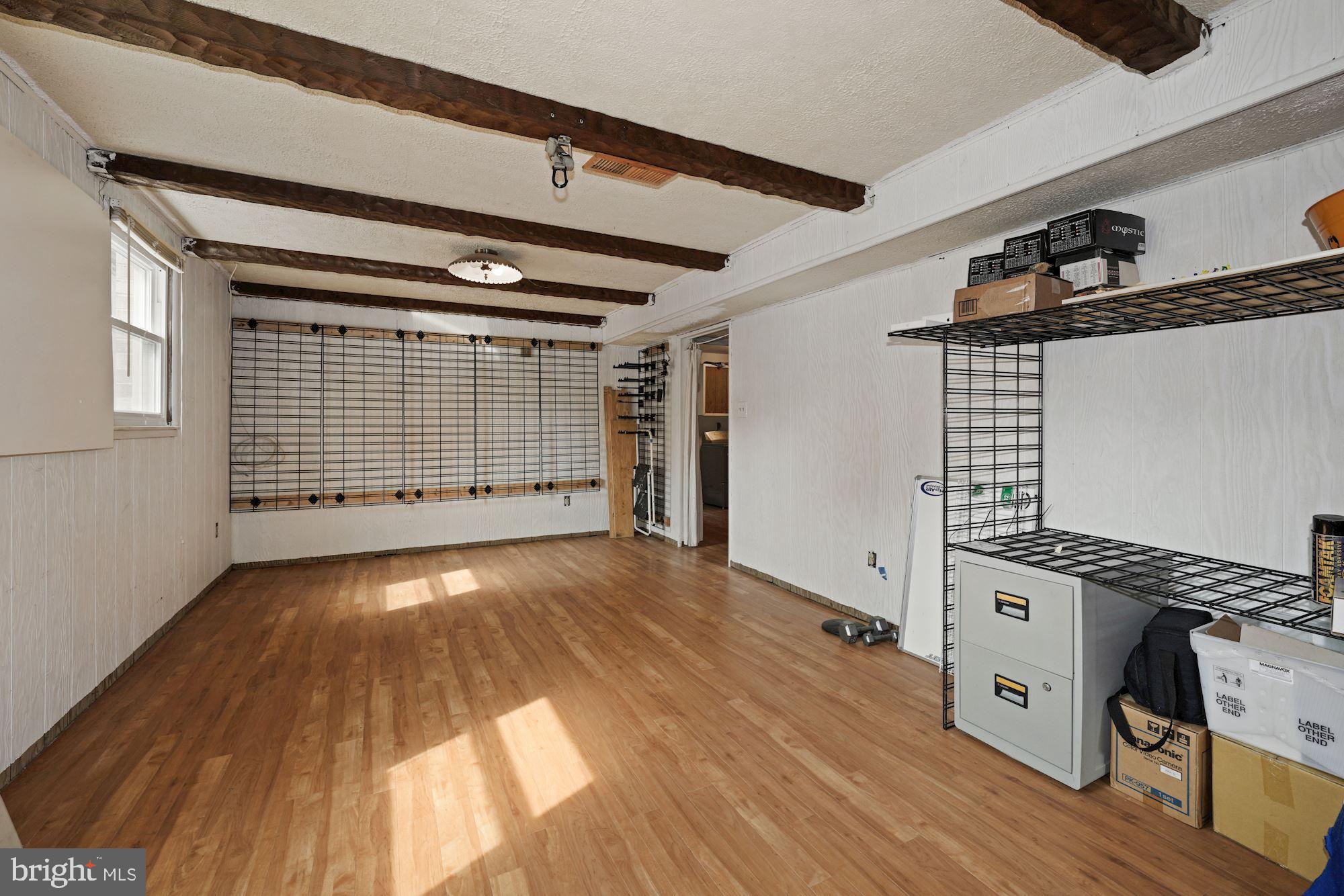 MOUNTAIN VIEW ESTATES - Residential