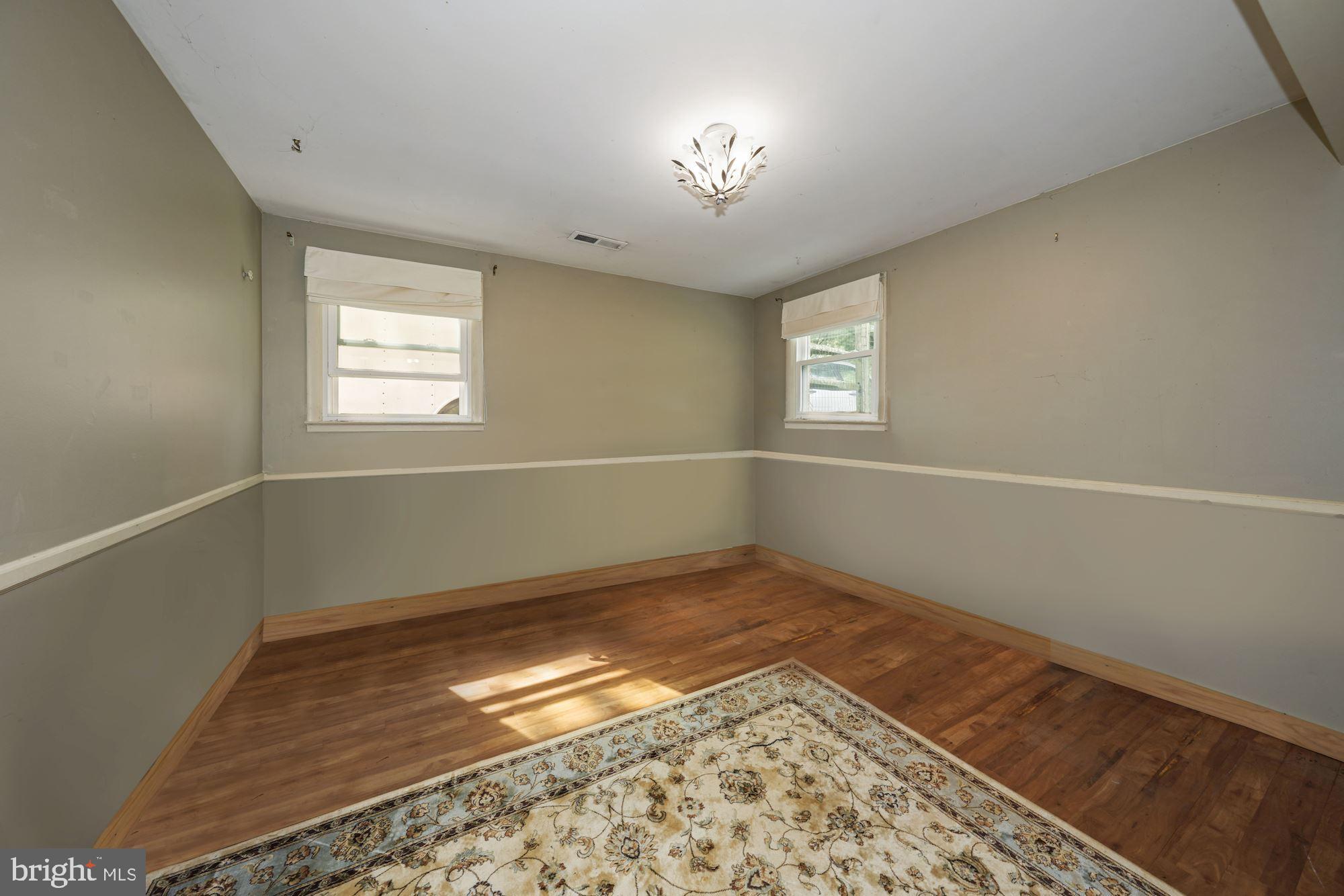 MOUNTAIN VIEW ESTATES - Residential