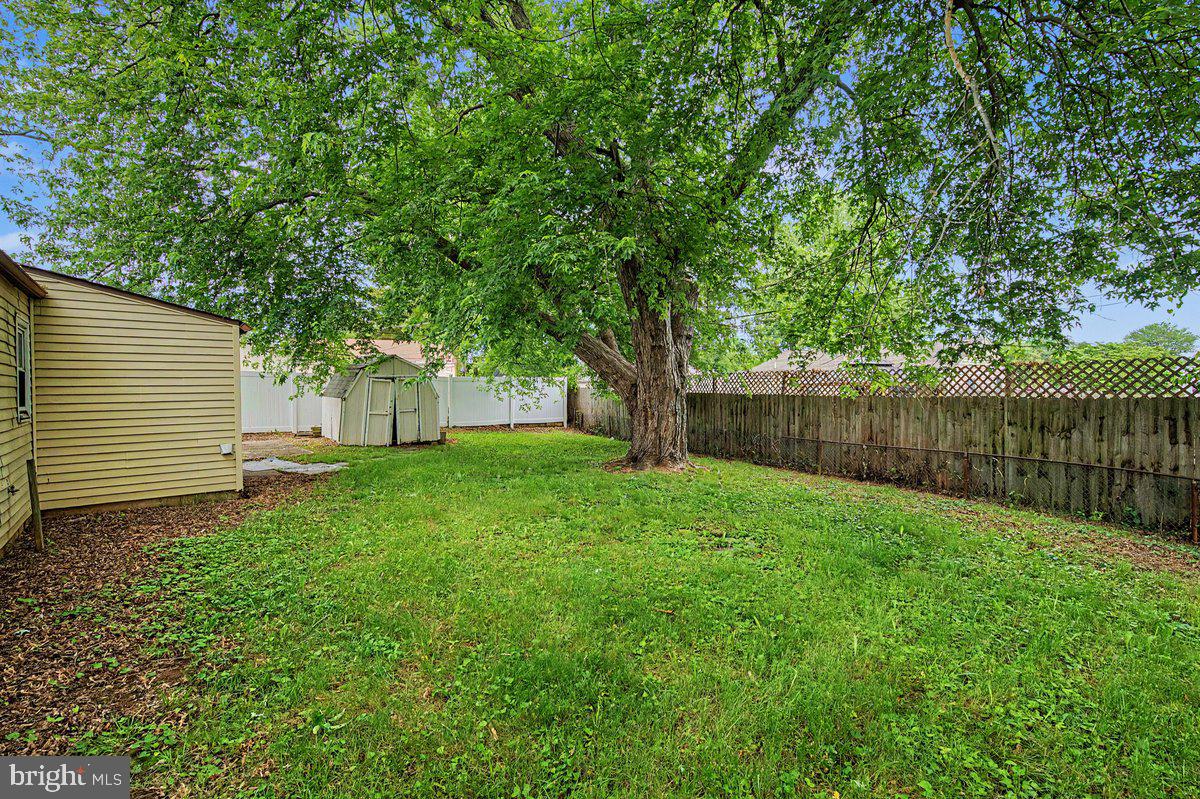 CASTLE HILLS - Residential