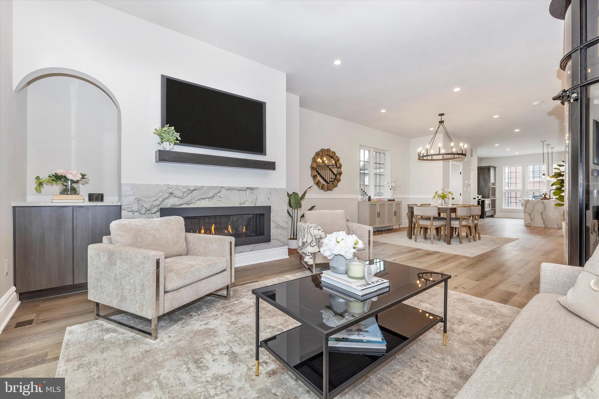 DOWNTOWN FREDERICK - Residential