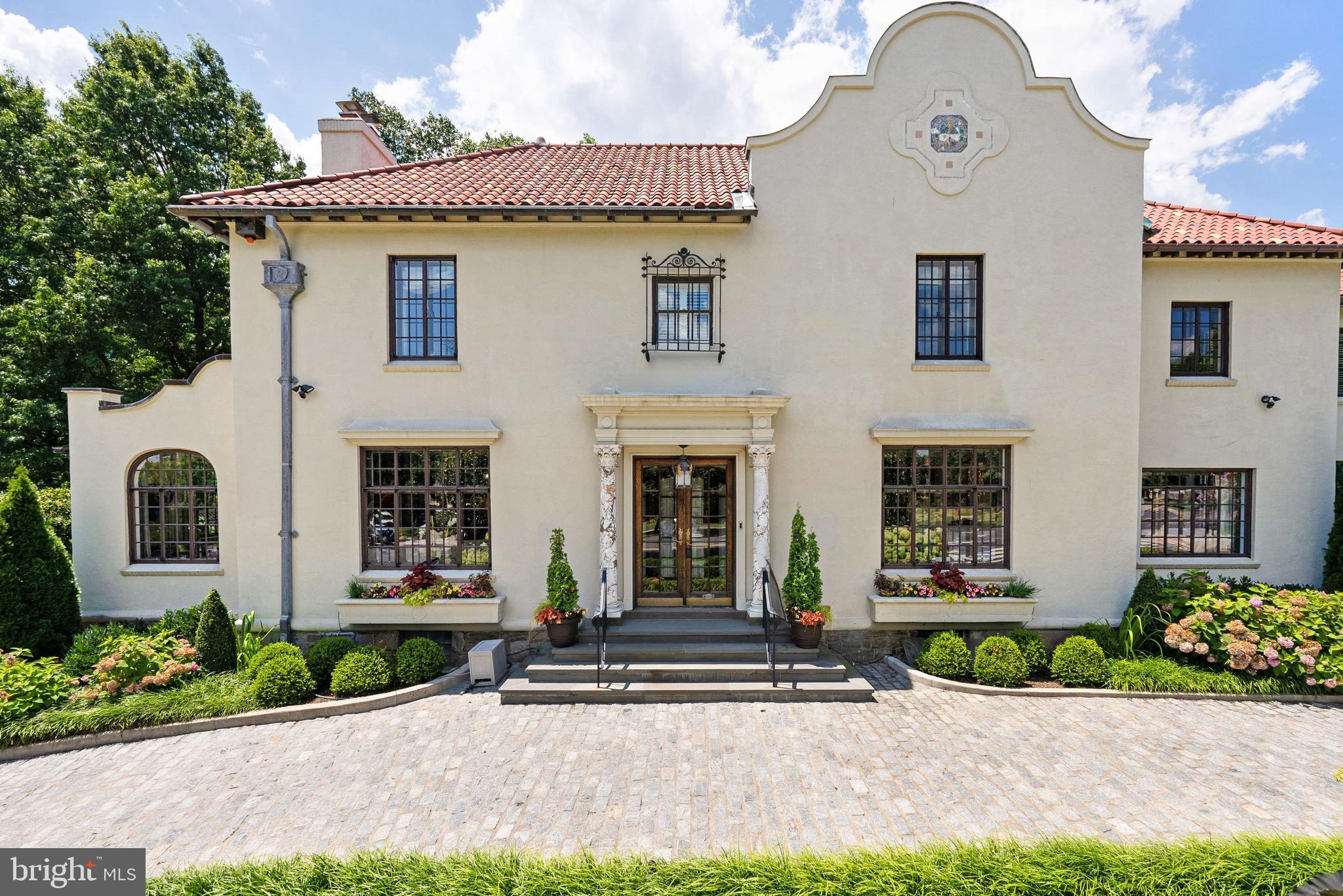 OBSERVATORY CIRCLE - Residential