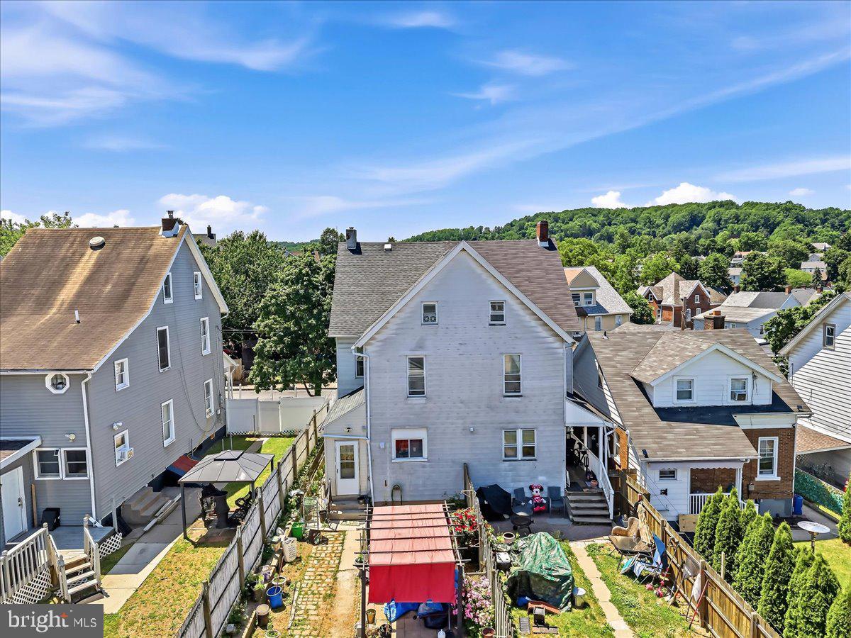 SOUTH BETHLEHEM - Residential
